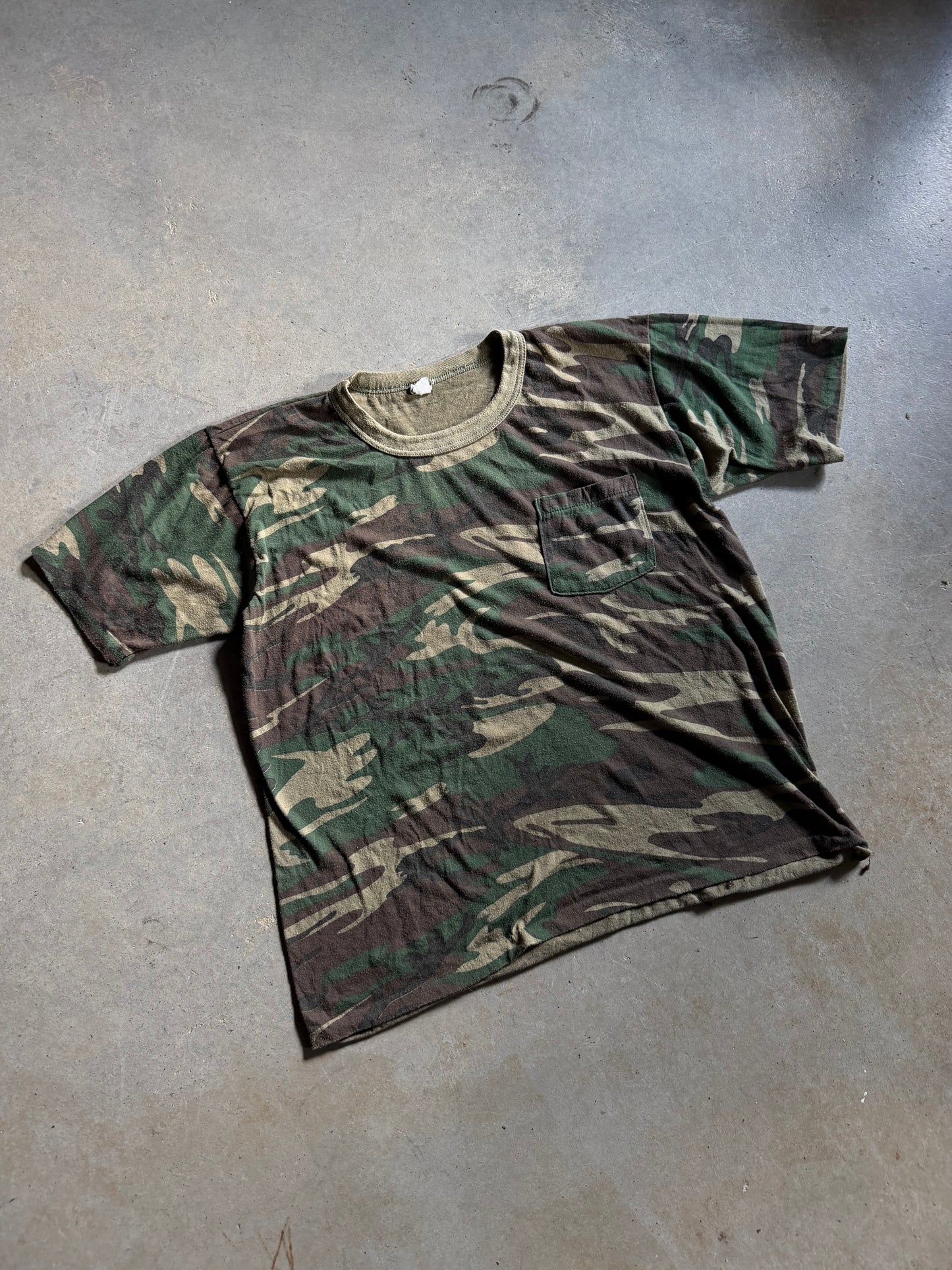 VTG Dark Camo Tee Sz L