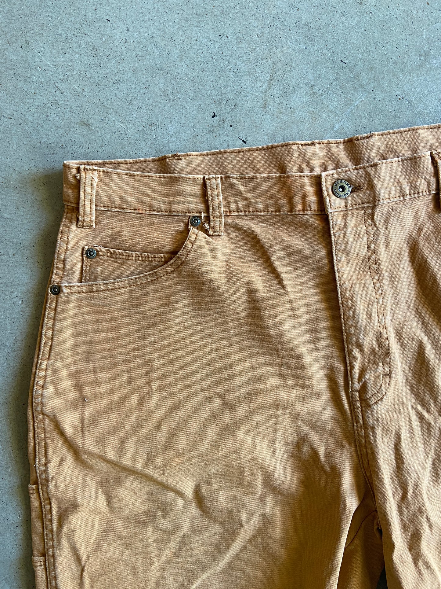 Dickies Tan Shorts Sz 40