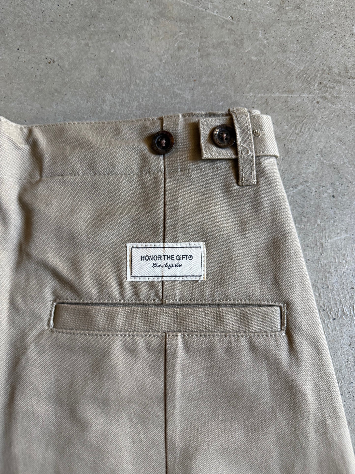 Honor The Gift Shop Shorts 'Khaki'