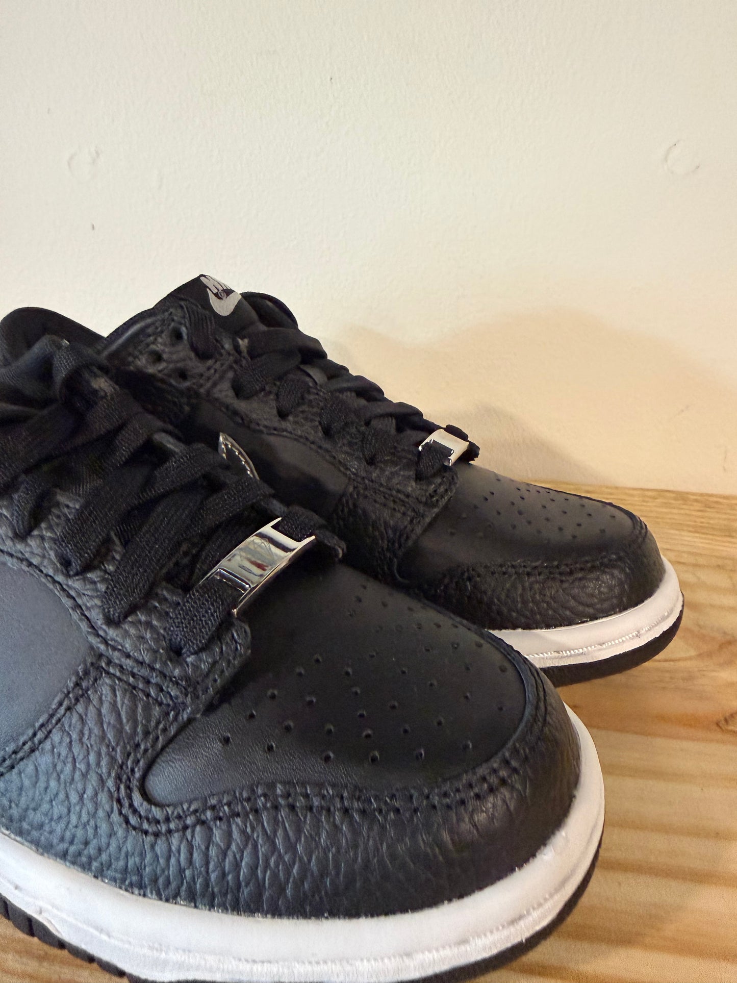 Nike Dunk Low 'Spurs' Size 4Y