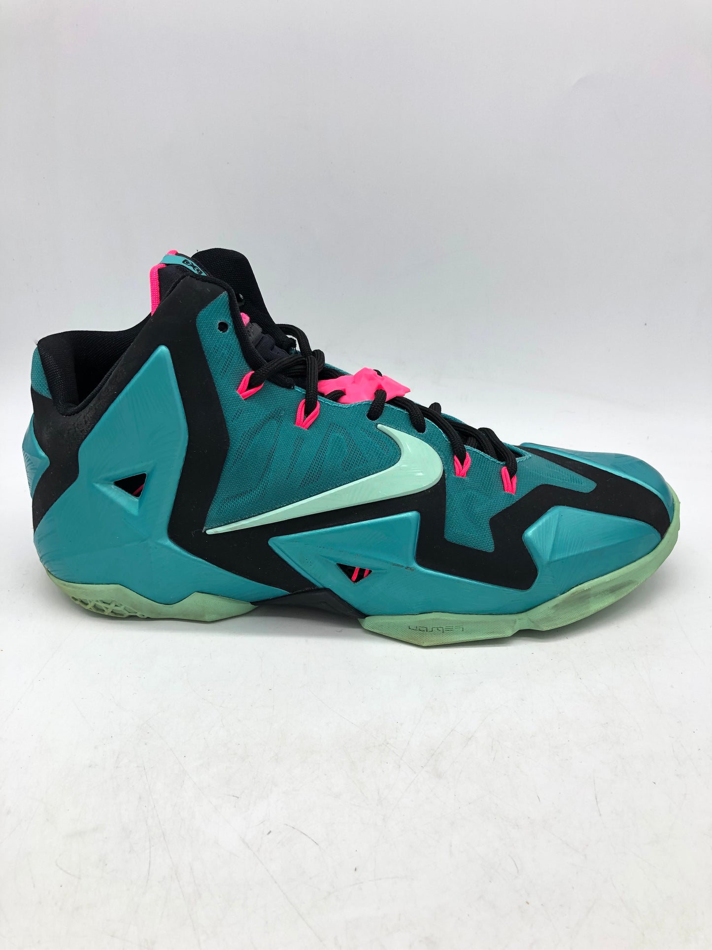 Preowned Nike LeBron 11 South Beach Sz 10M/11.5W 616175-330