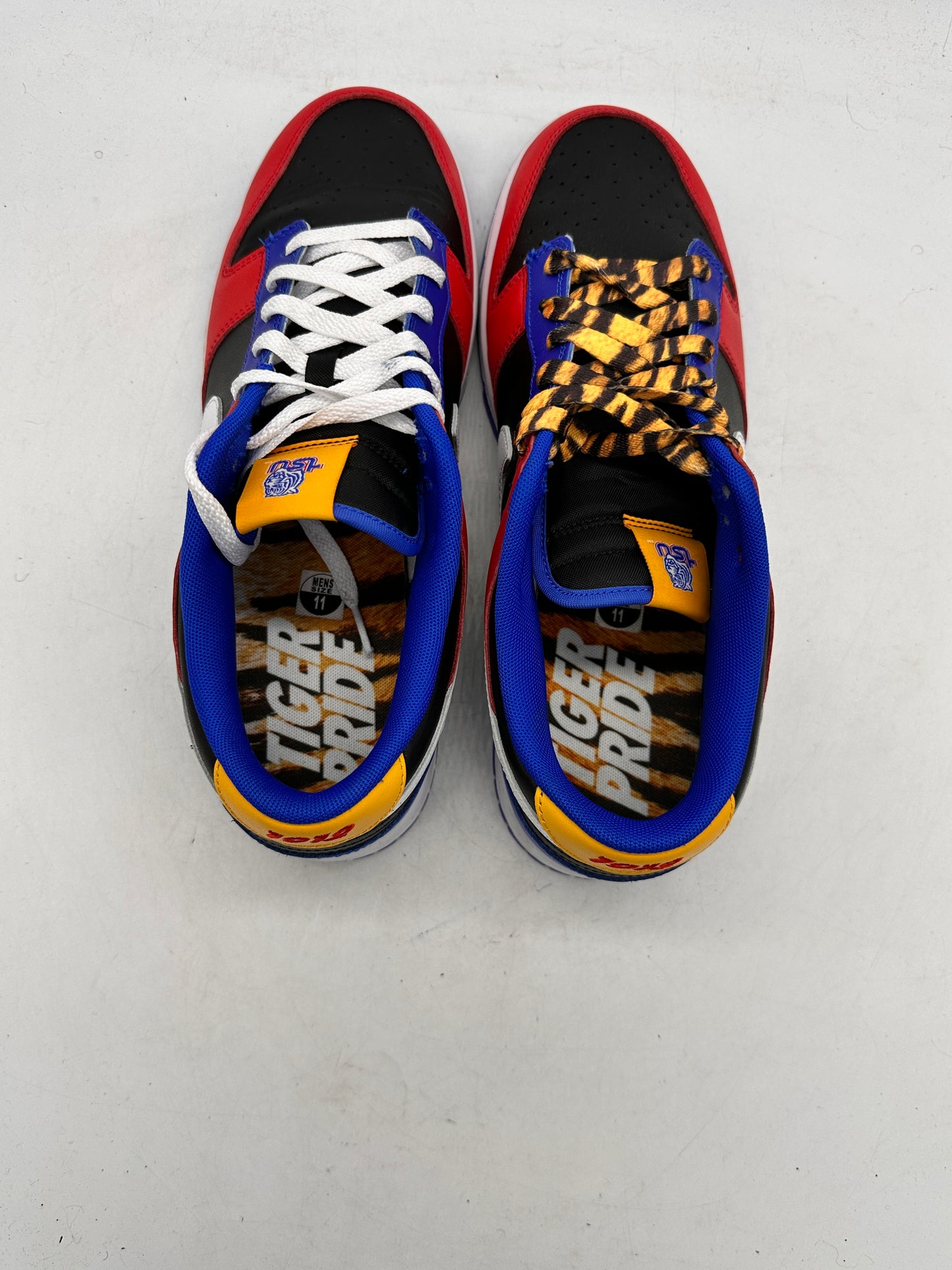 Preowned Nike Dunk Low Tennessee State University Sz 11M/12.5W DR6190-100