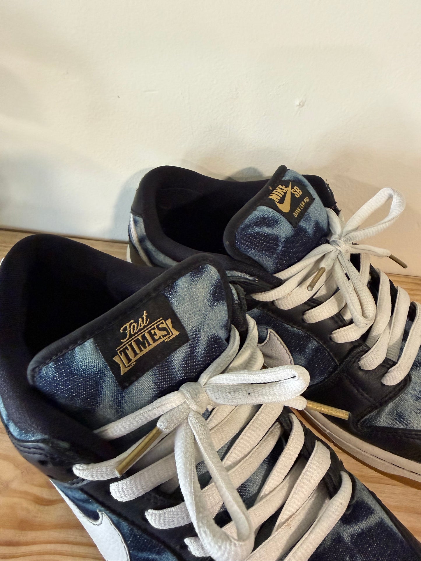 Preowned Nike SB QS Fast Times Black Size 10.5M/12W