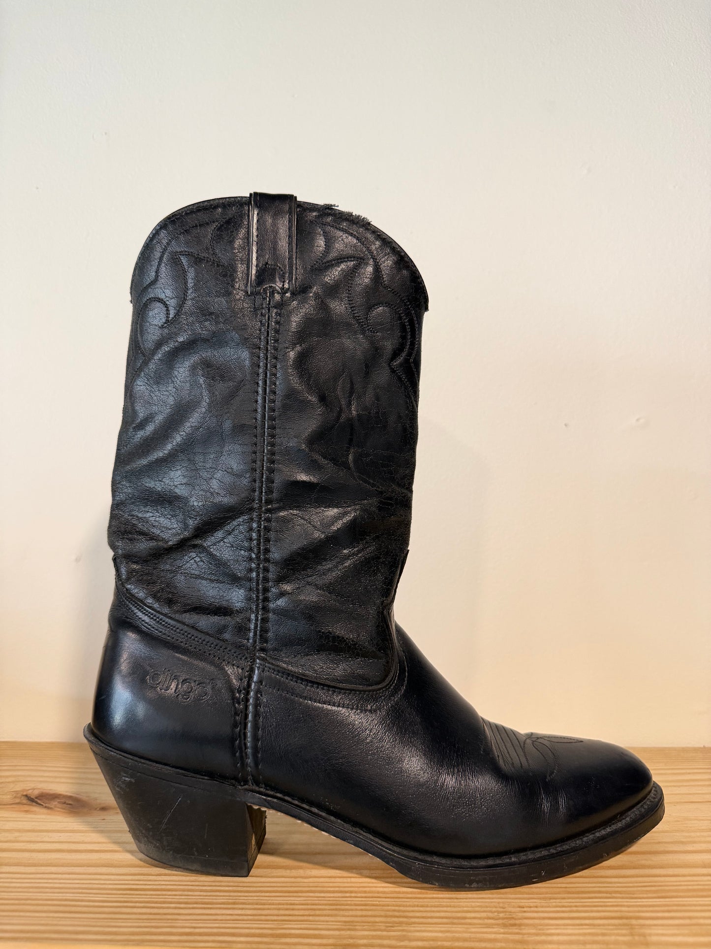 Preowned Dingo Black Boots Size 11D 102001 5910