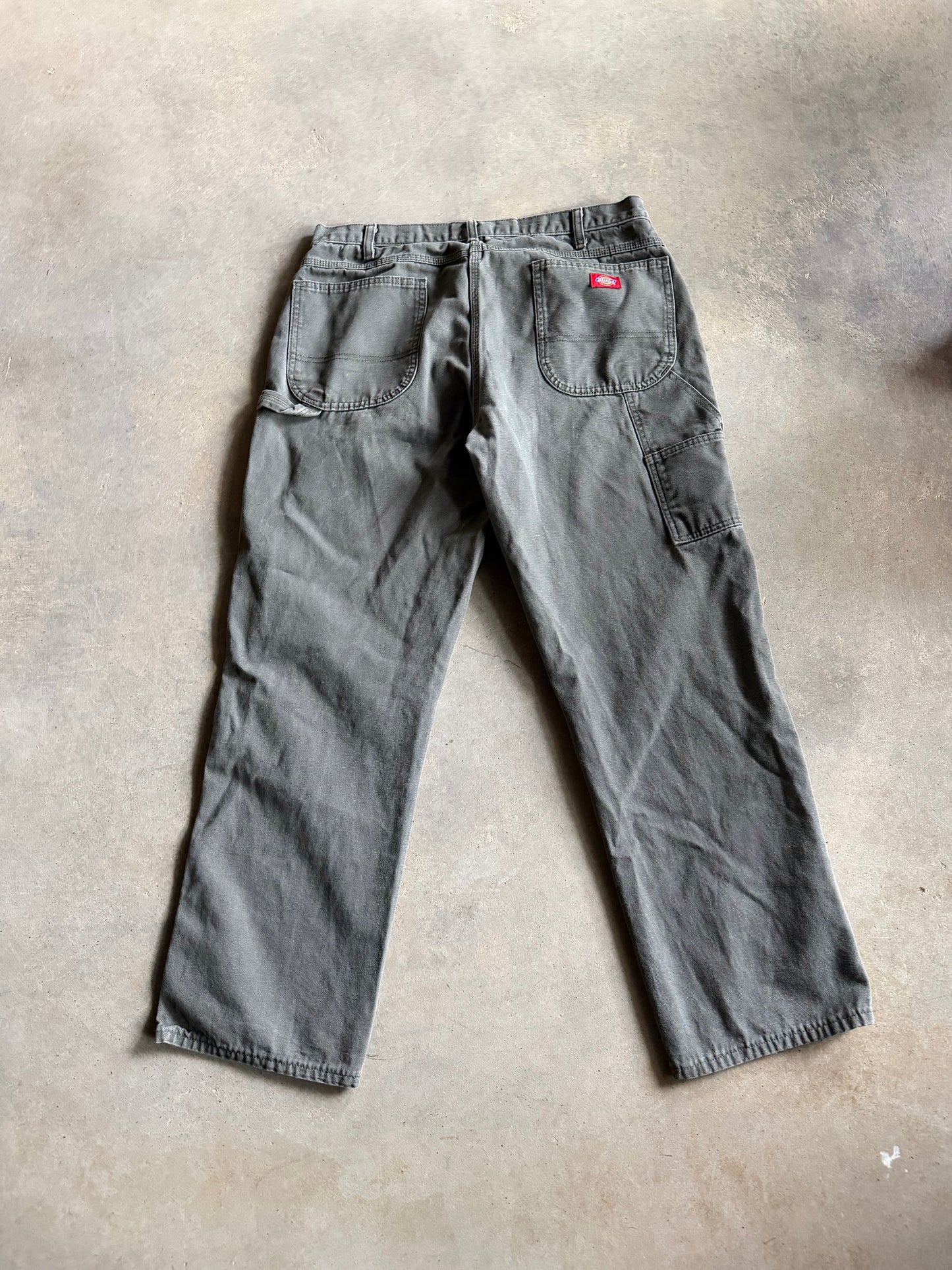 VTG Dickies Green Jeans Sz 38x32