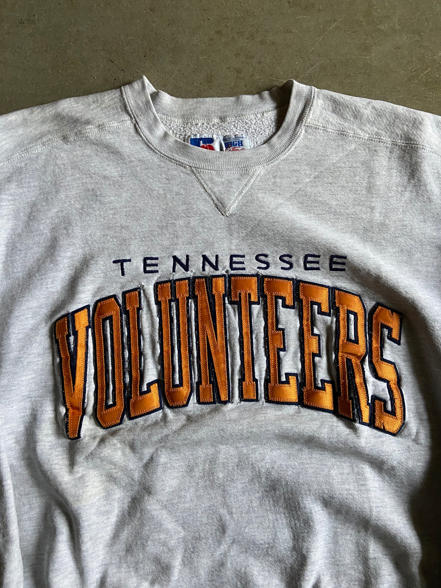 Vintage Russell Tennessee Volunteers Patch Crewneck Sz XL