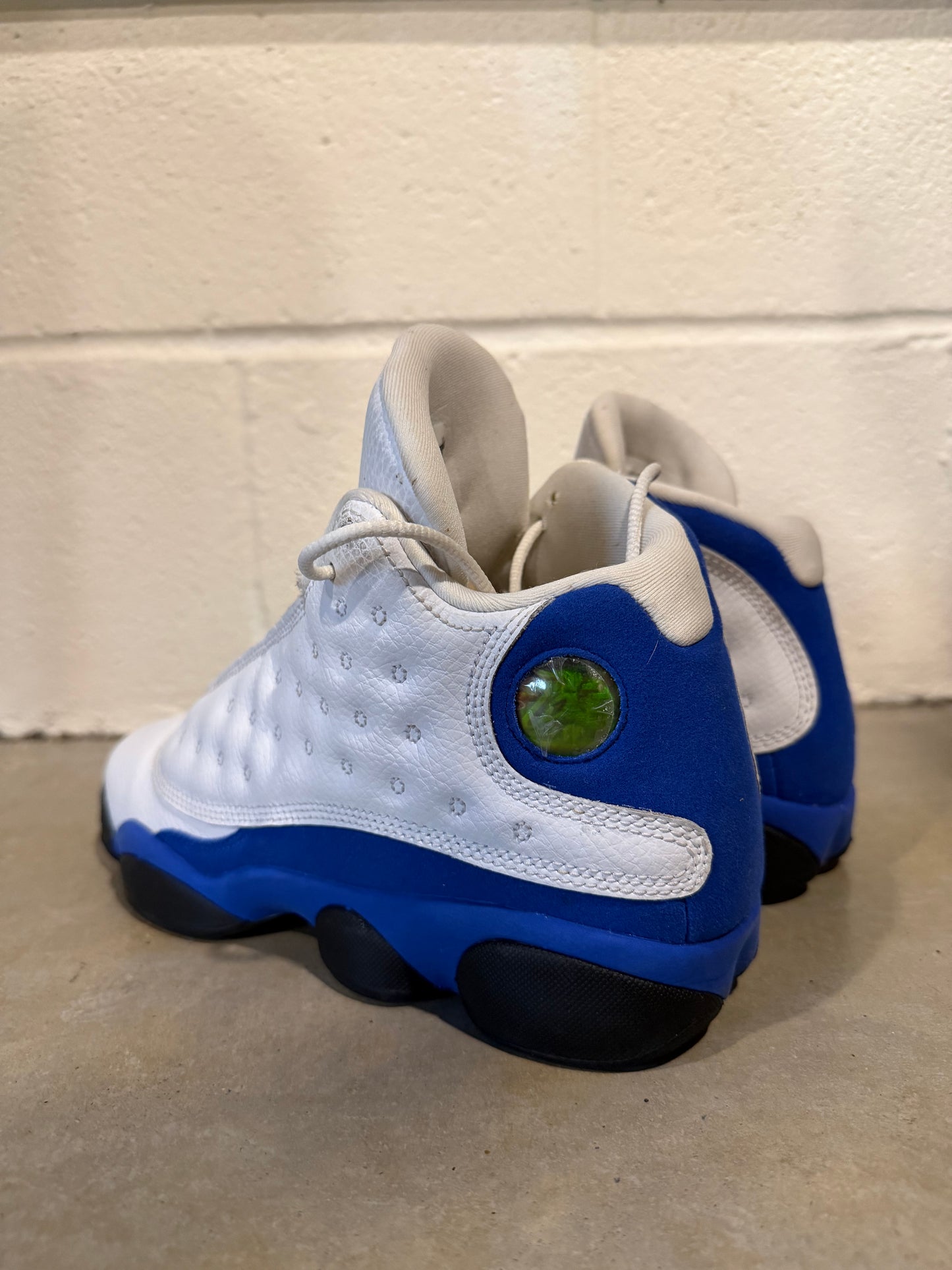 Preowned Jordan 13 White Hyper Royal GS Size 7Y