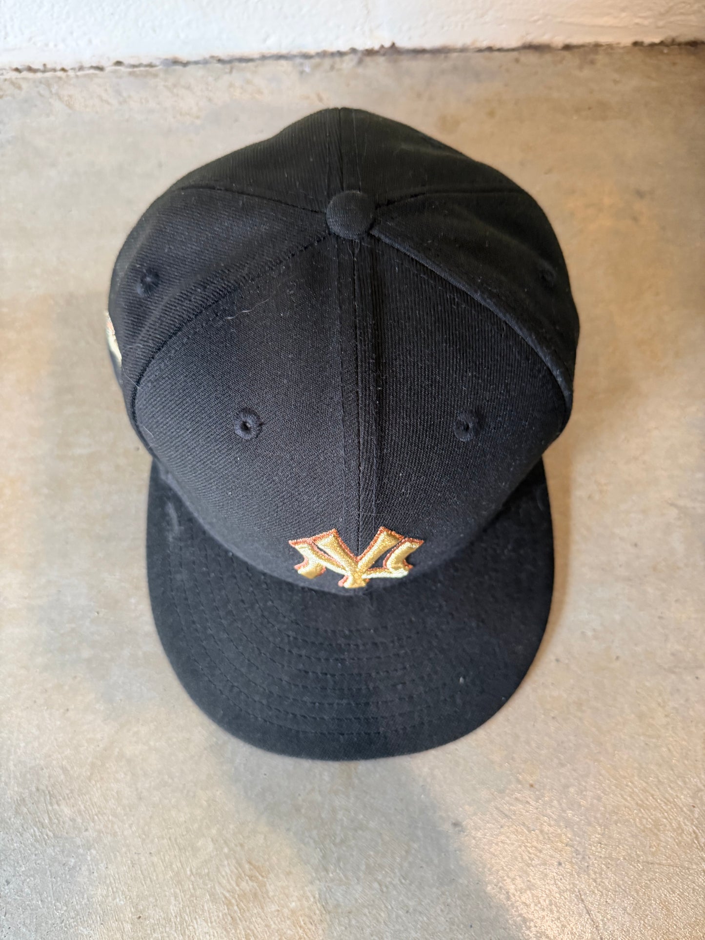 Y2K New Era New York Yankees World Series Satin Tribute Fitted Hat Sz 7 3/8