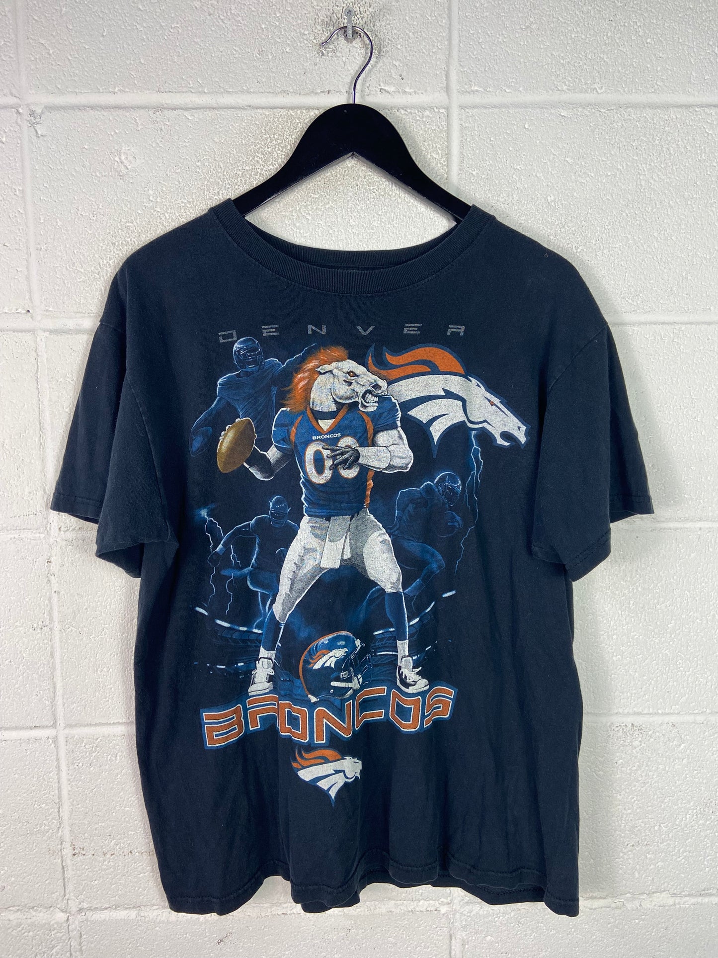 VTG Denver Broncos Mascot Tee Sz L