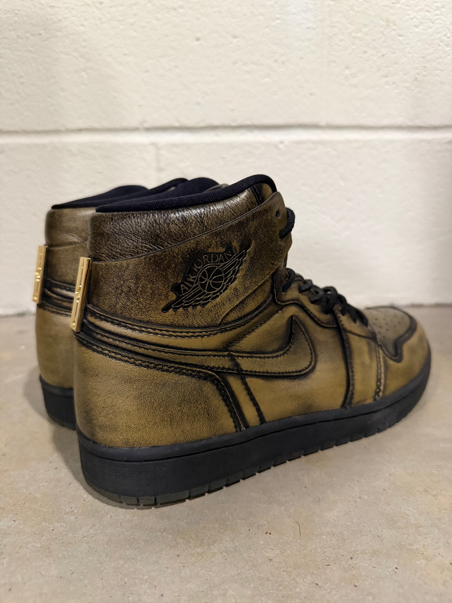 Preowned Jordan 1 Retro High OG Wings Sz 10M/11.5W