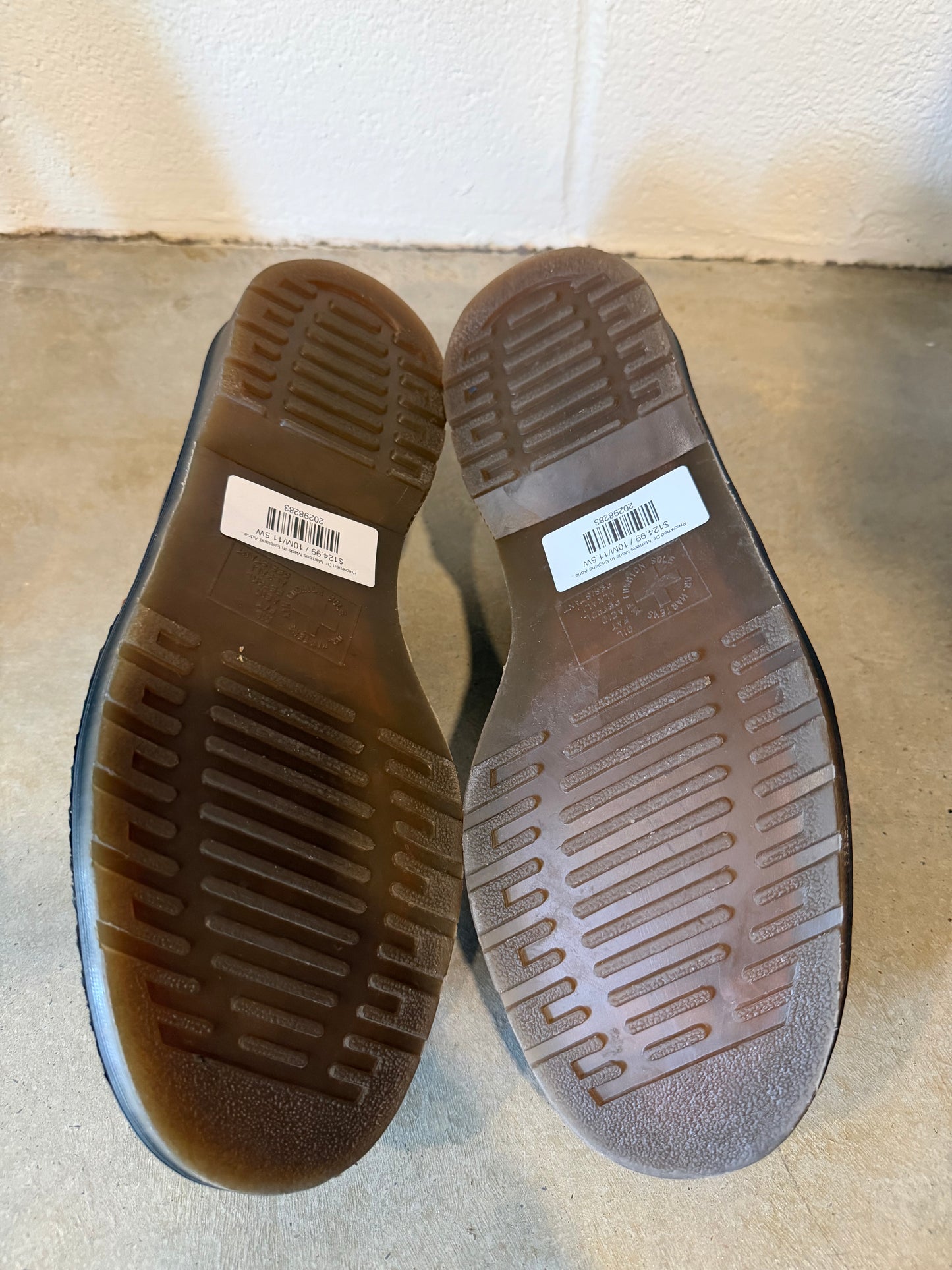 Preowned Dr. Martens Made In England Adrian Tassel Loafer Black Sz 10M/11.5W