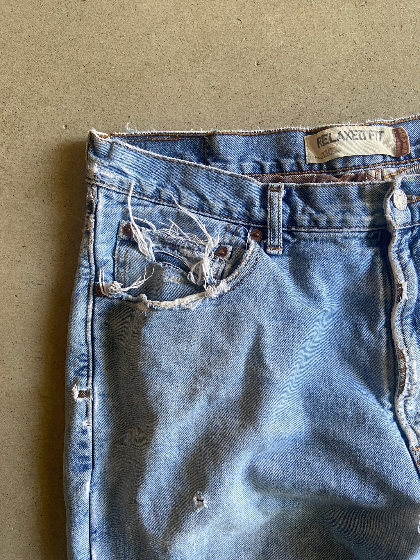 Levi’s 550 Flannel Lined Light Wash Jeans Sz 36x34