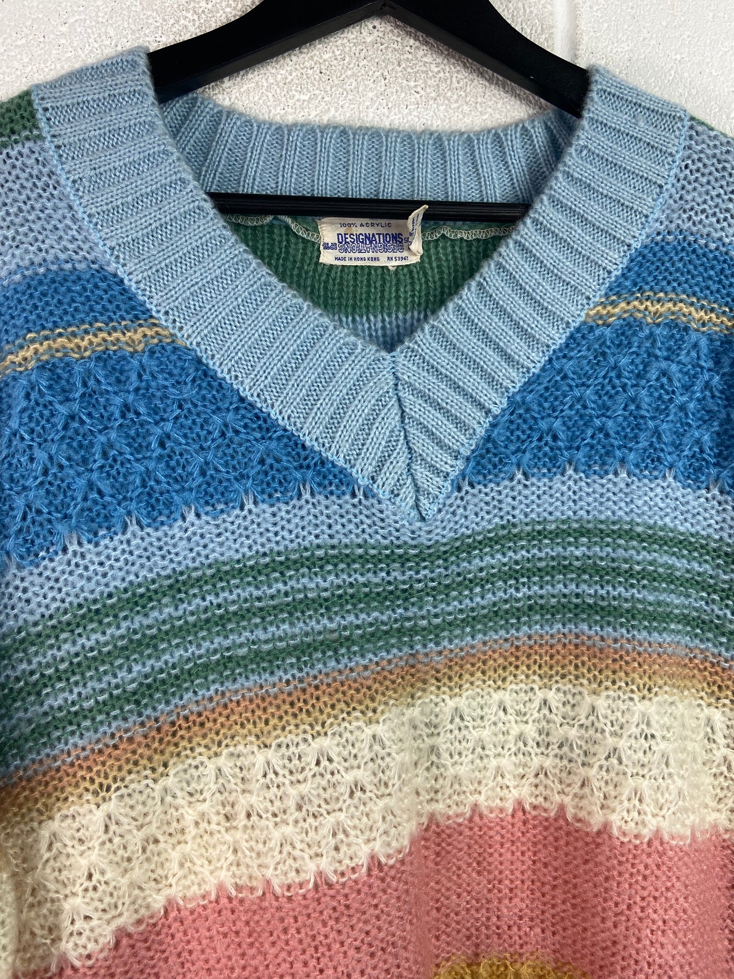 VTG Baby Blue/Multicolor V-Neck Sweater Sz M