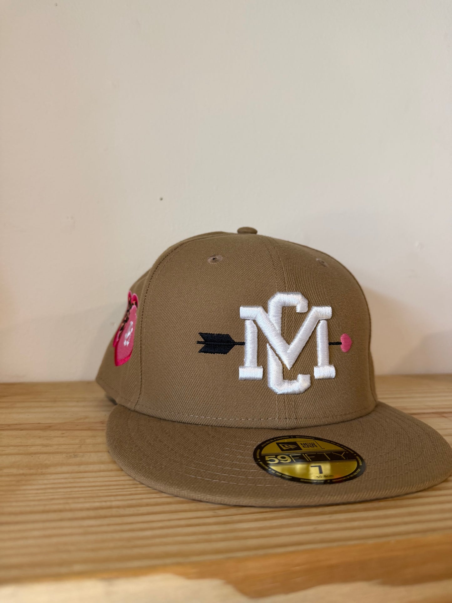 Music City Vintage Sweetheart Khaki Fitted Sz 7