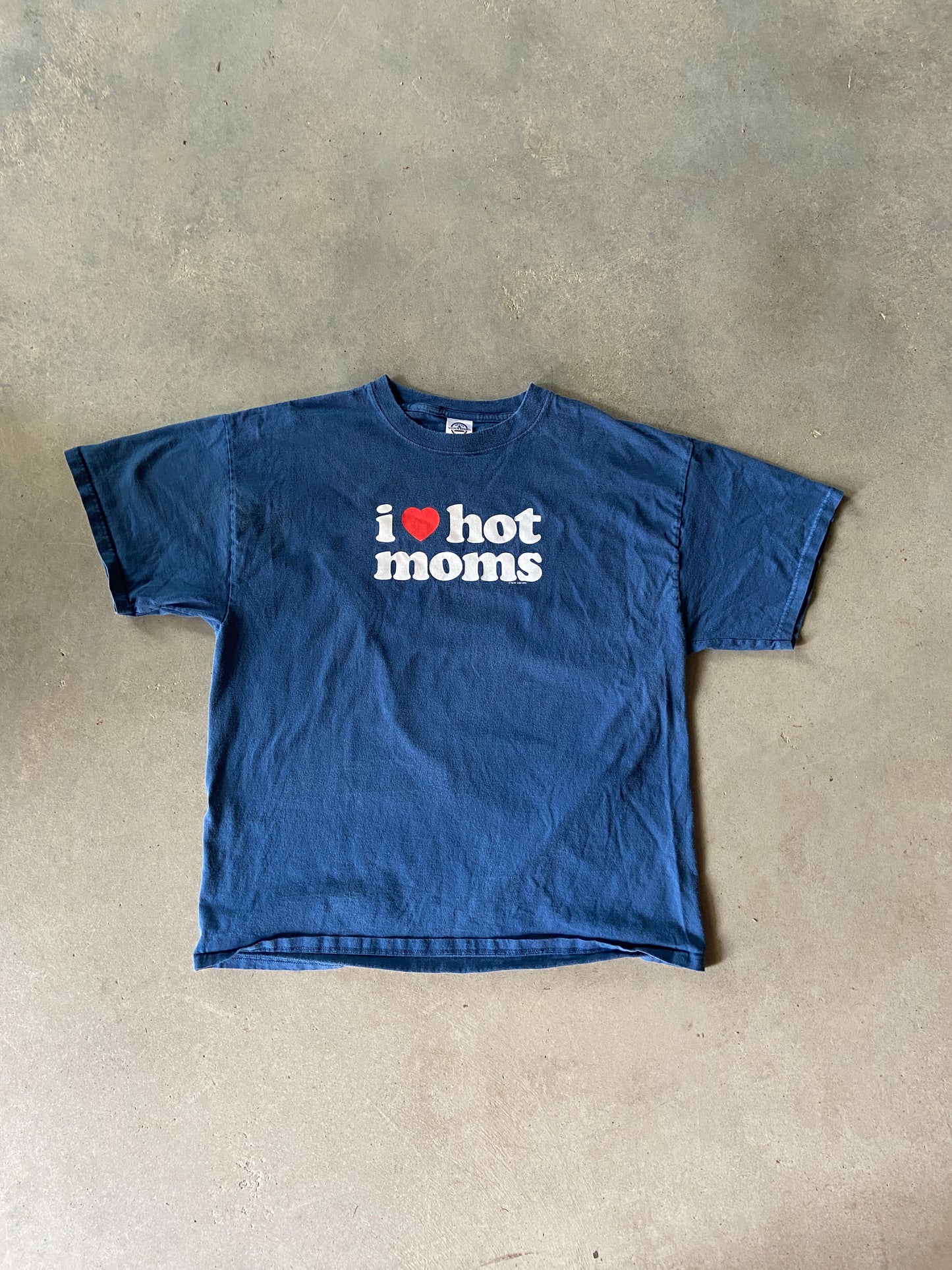 Y2K I <3 Hot Moms Tee Sz XL