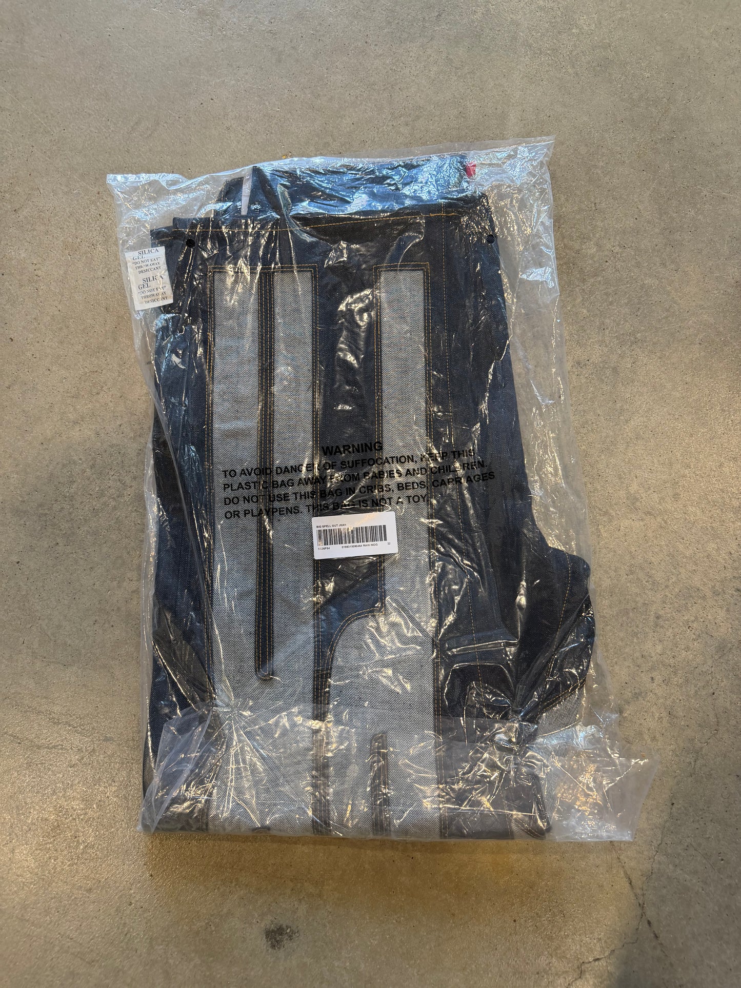 Supreme Inset Spellout Baggy Jean Rigid Indigo Sz 32