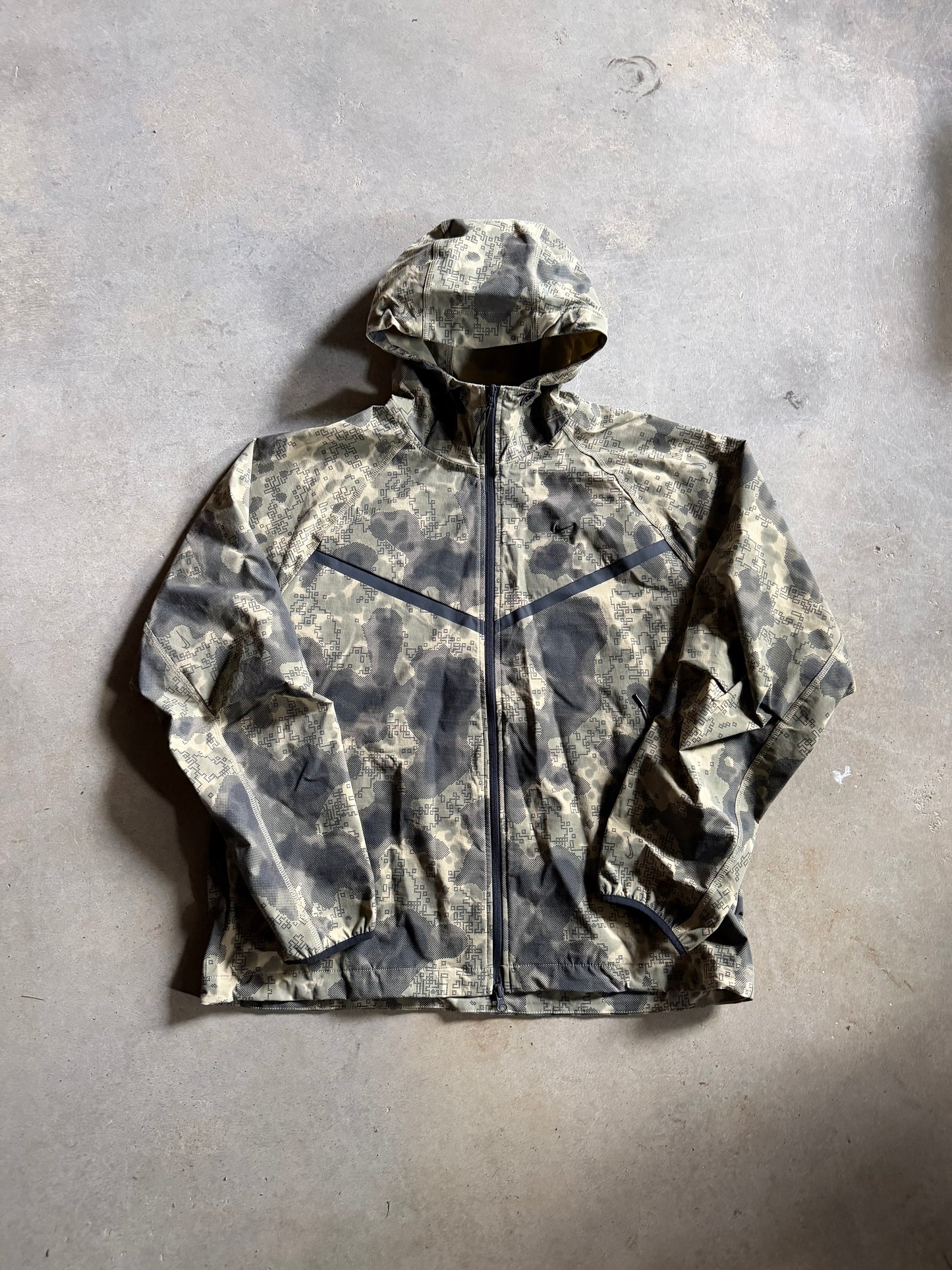 Nike Green Tech Camo Zip Up Hoodie Sz L