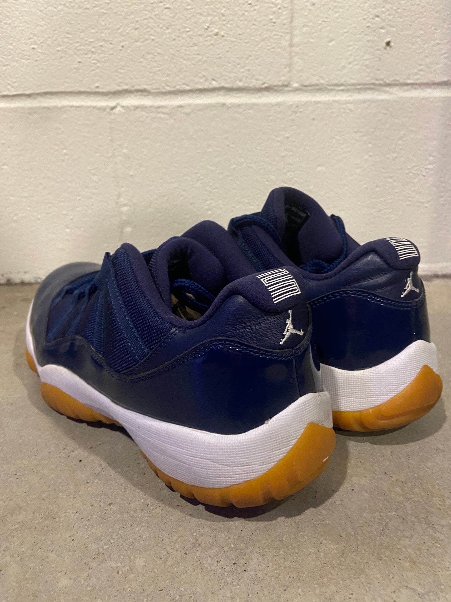 PreOwned Air Jordan 11 Low Midnight Navy Sz 11.5M/13W