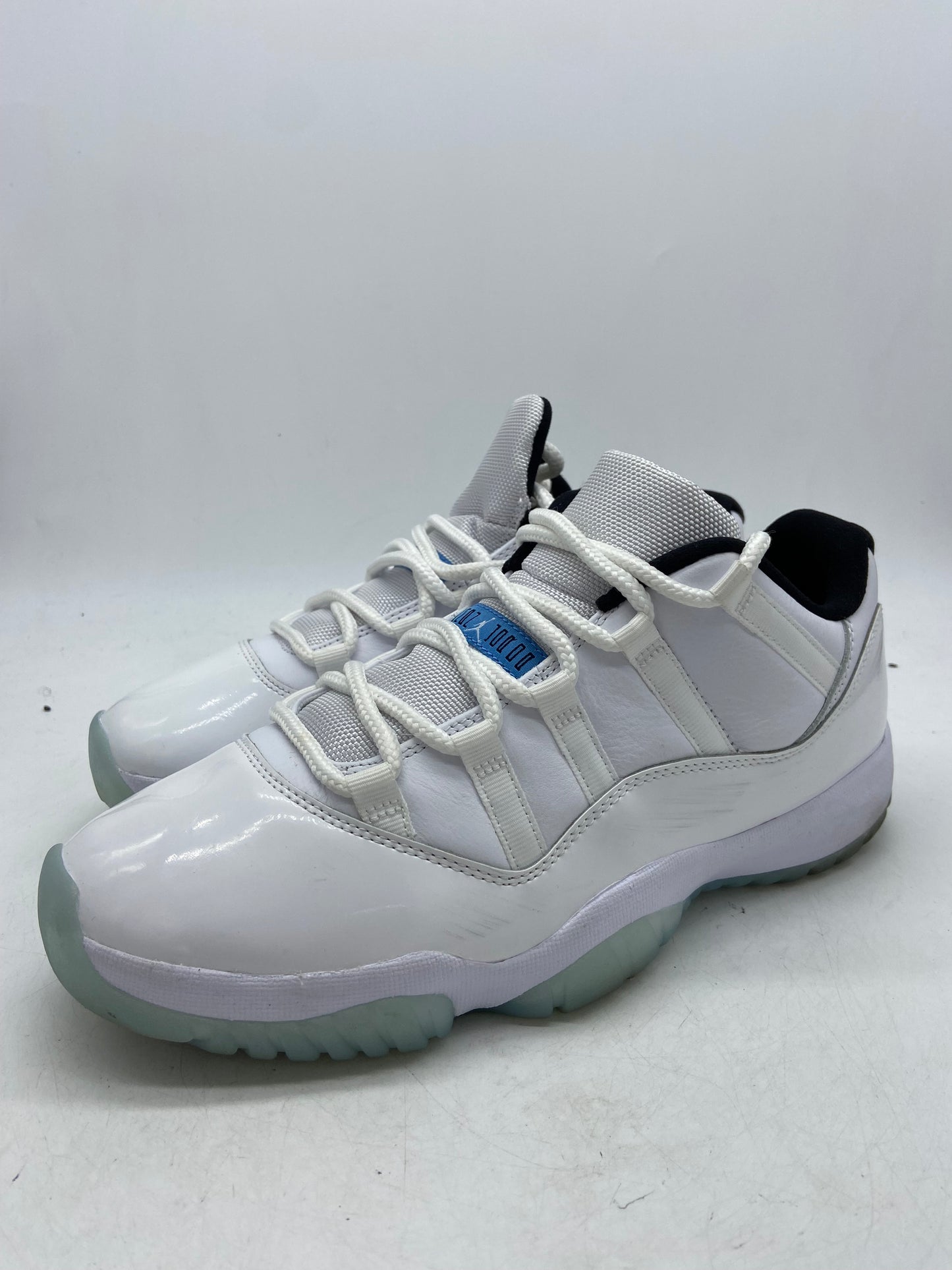 Preowned Jordan 11 Retro Low Legend Blue Sz 9M/11W