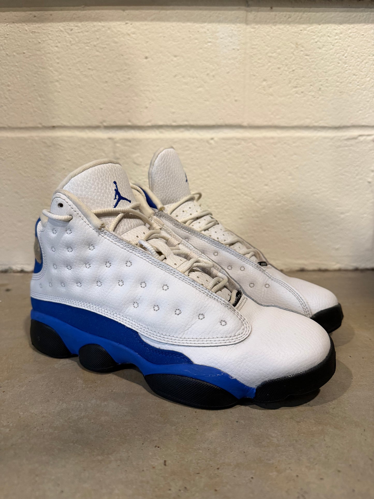 Preowned Jordan 13 White Hyper Royal GS Size 7Y