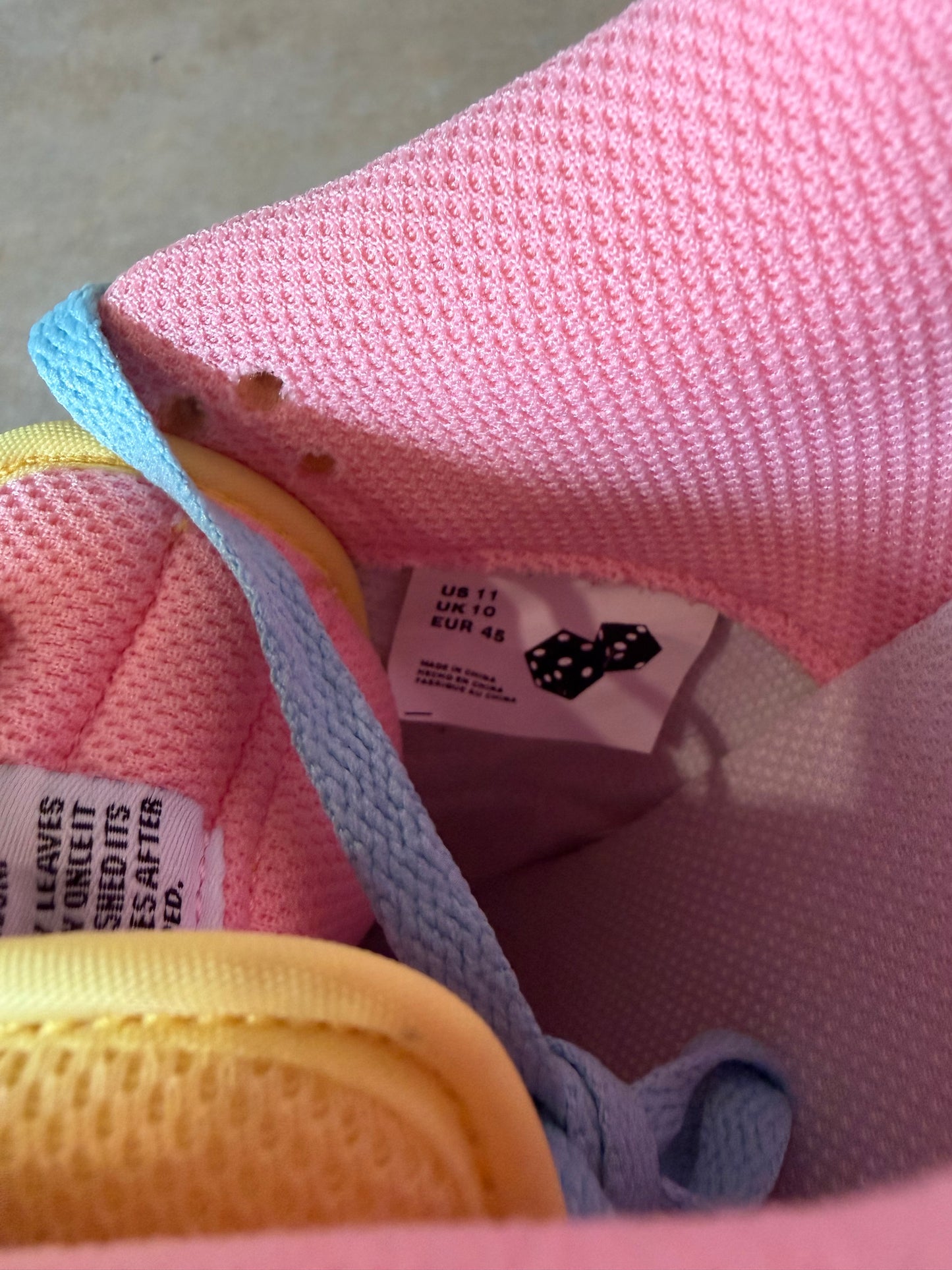 Donny The Dybbuk Dice Sneakers Sz 11M/12.5W