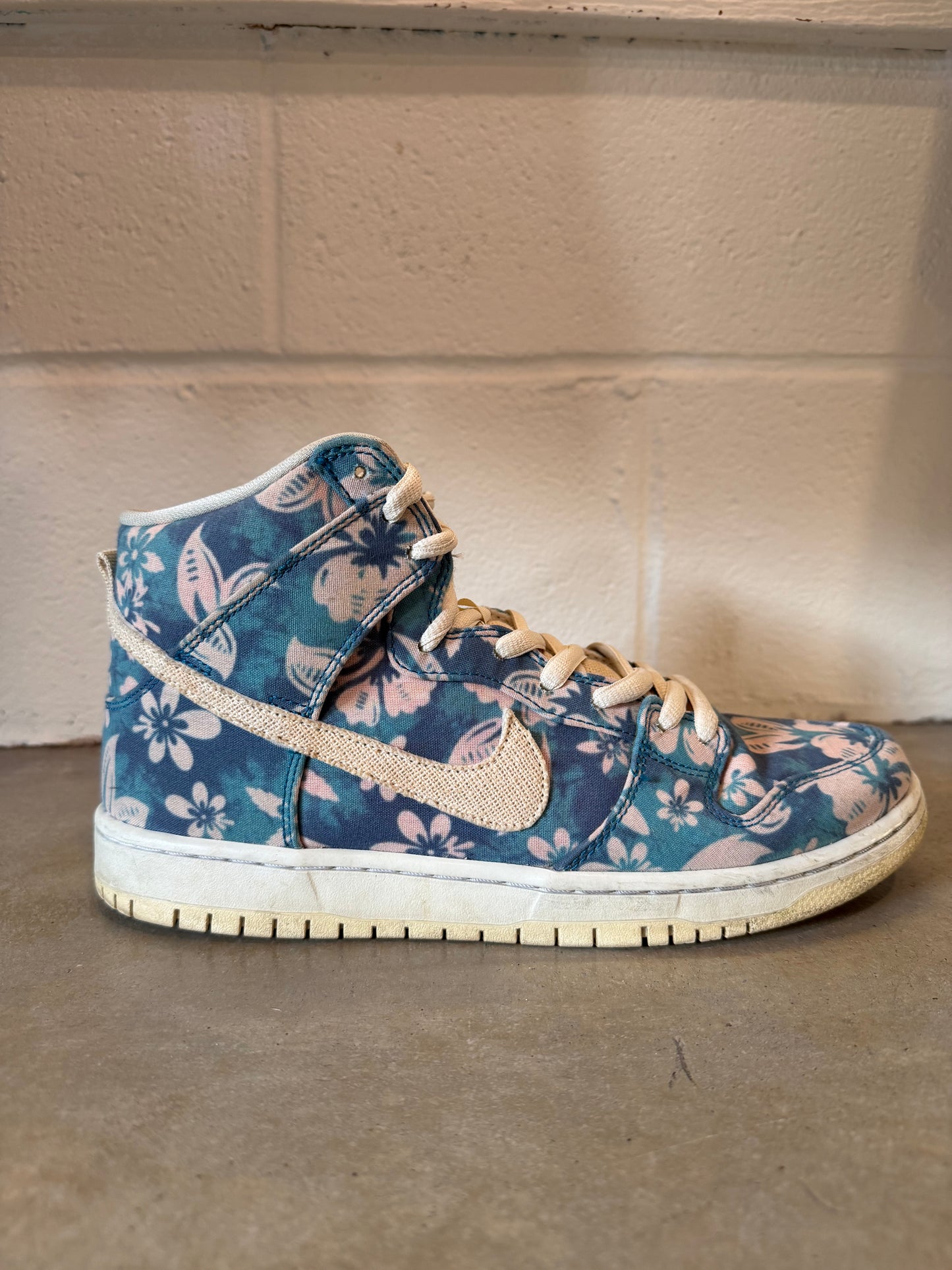 Preowned Nike SB Dunk High Hawaii Sz 10M/11.5W