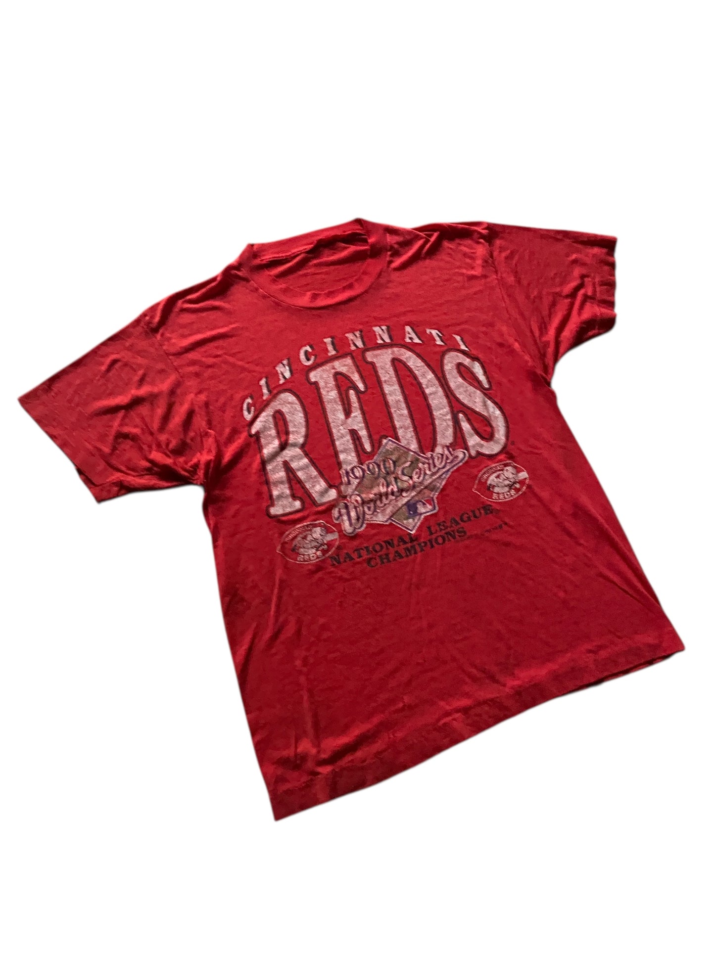 VTG Paper Thin Cincinnati Reds Tee Sz M