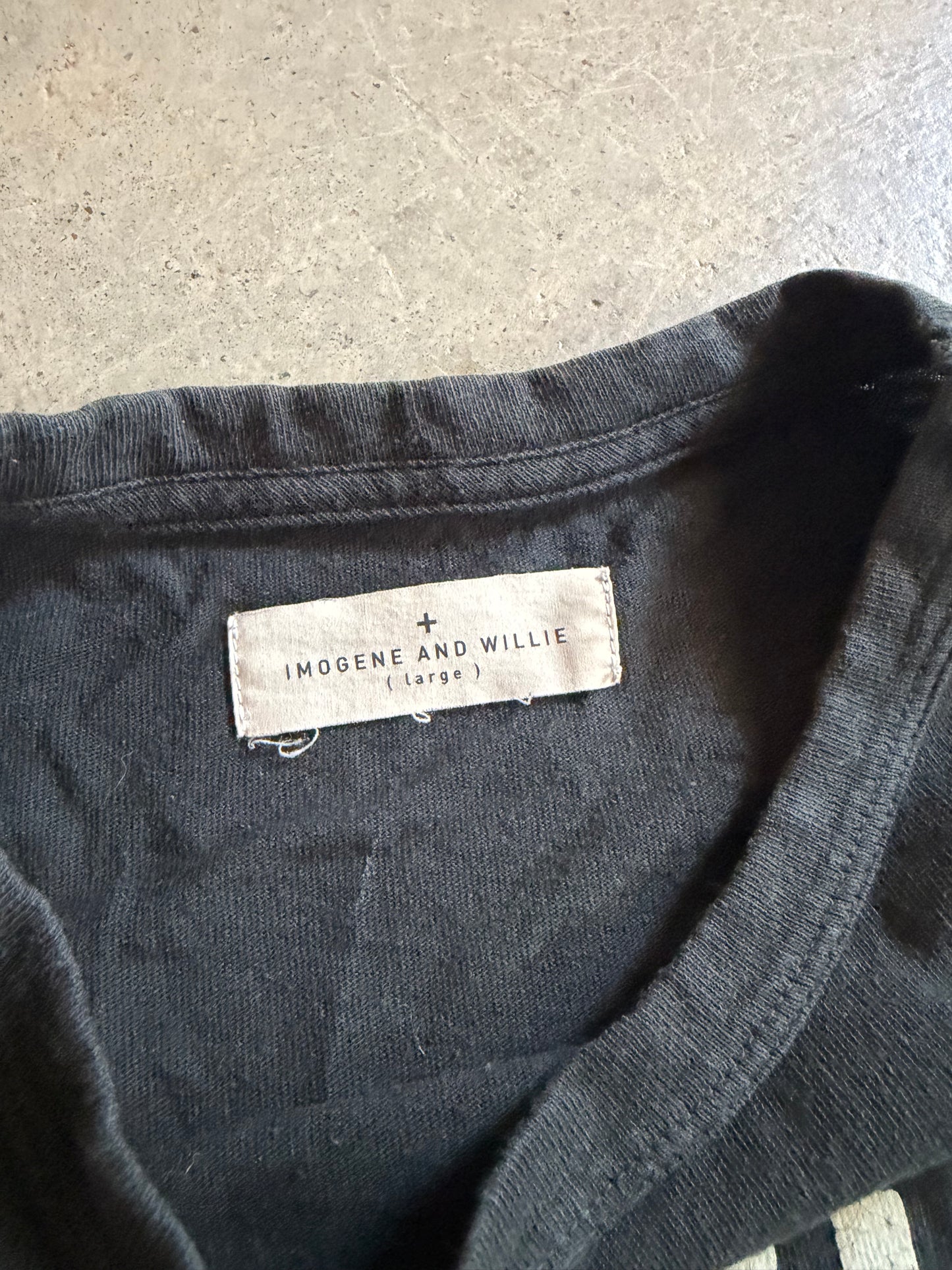 Imogene and Willie Reverse Nashville Graphic Tee Sz L