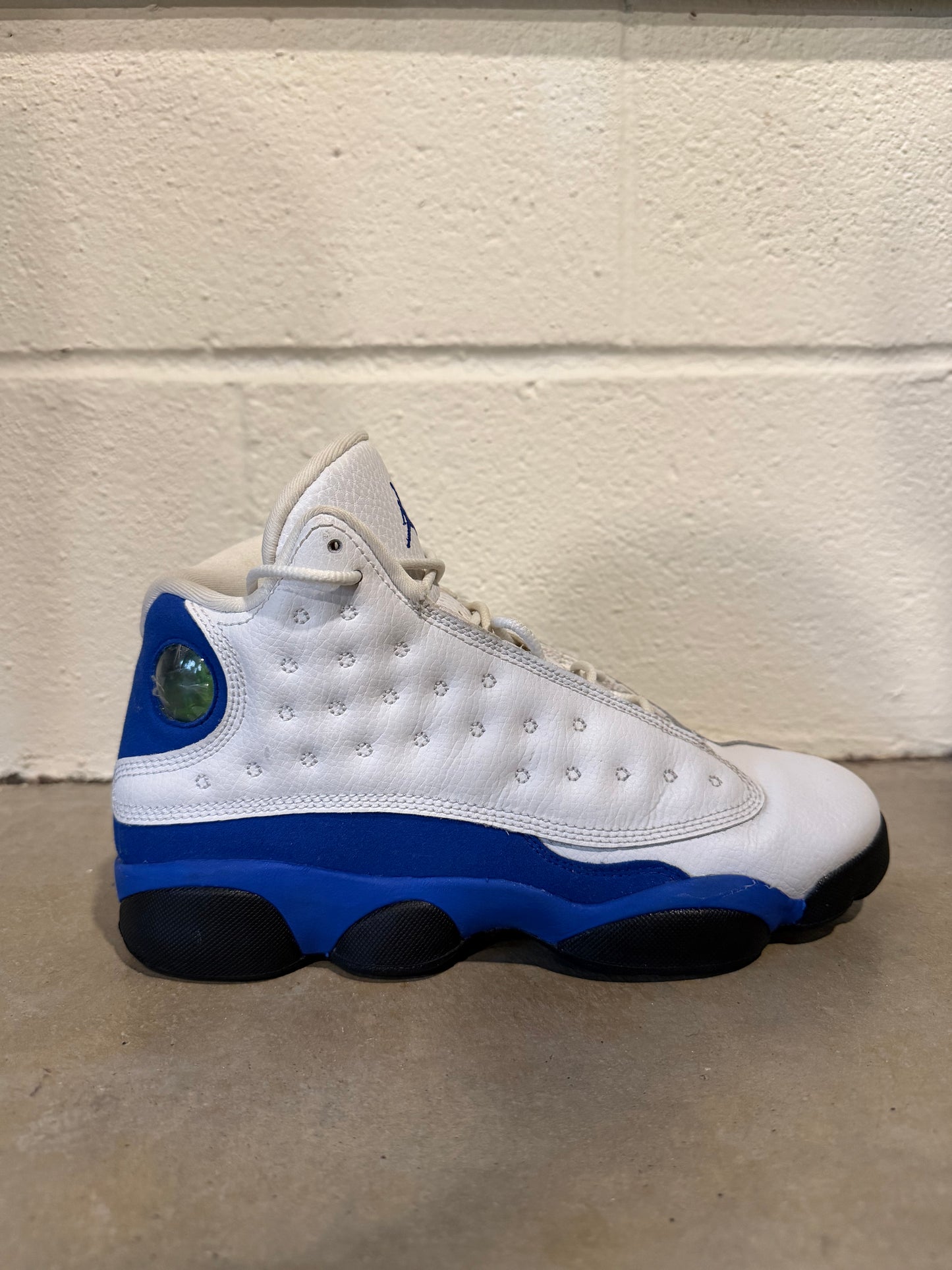Preowned Jordan 13 White Hyper Royal GS Size 7Y