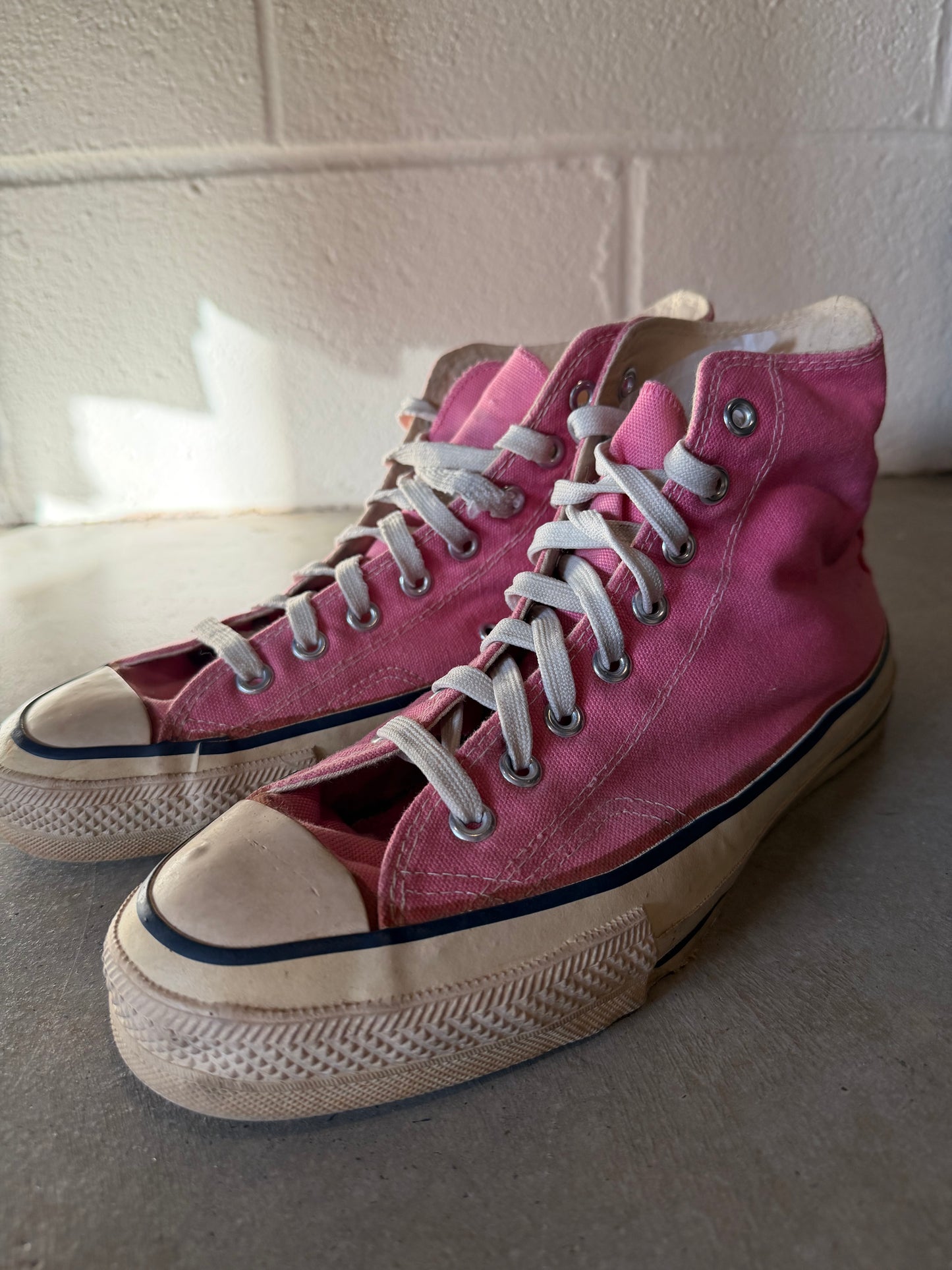 Vintage Converse Pink High Top Made In USA Sz 9M/10.5W