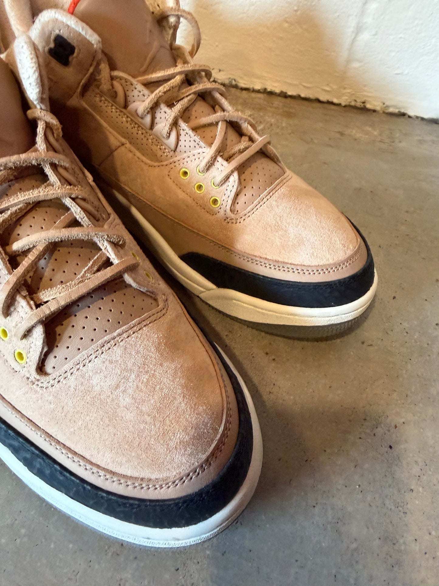 Preowned Air Jordan 3 Retro JTH NRG Bio Beige Sz 9.5M/11W