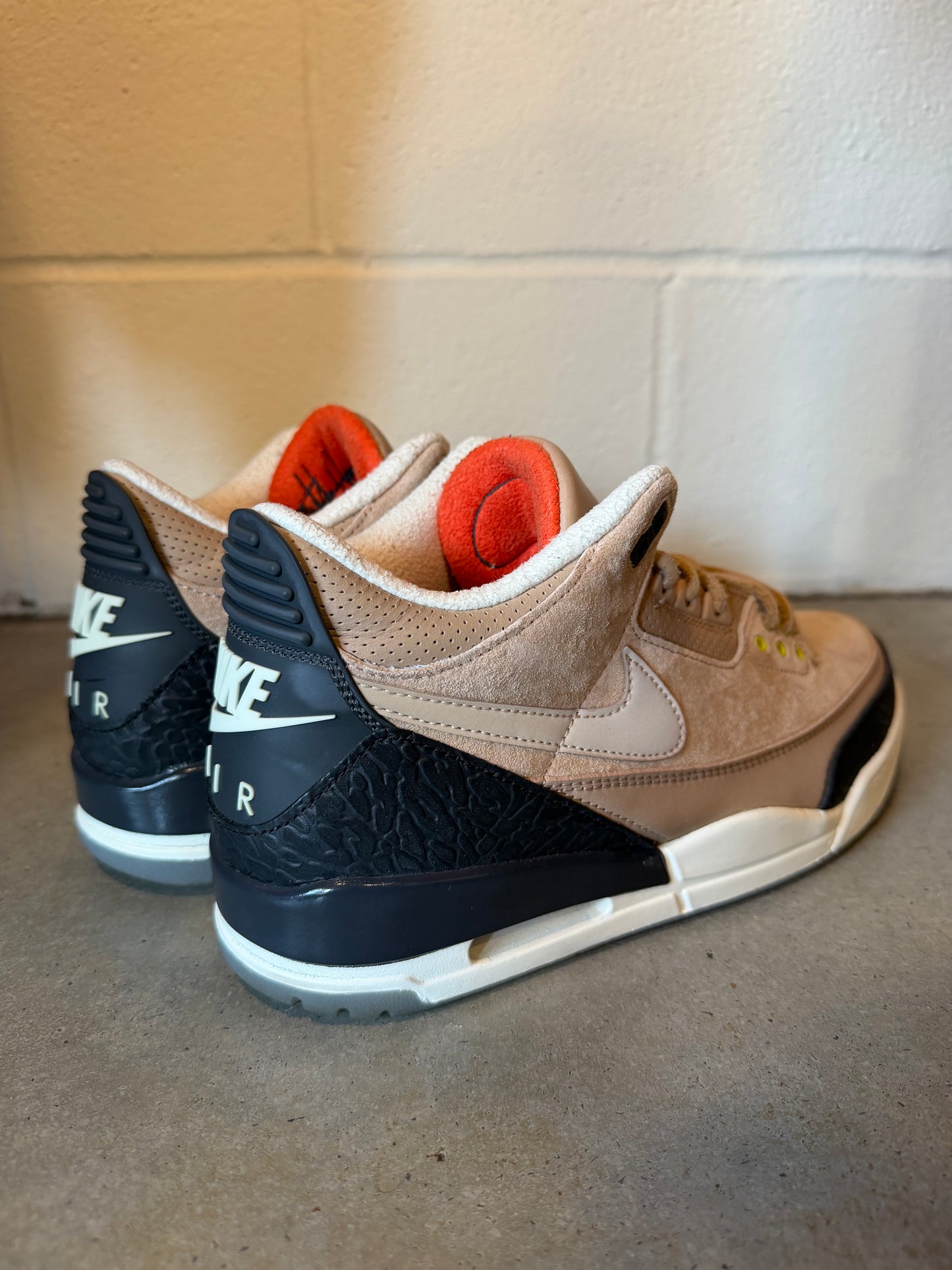 Preowned Air Jordan 3 Retro JTH NRG Bio Beige Sz 9.5M/11W