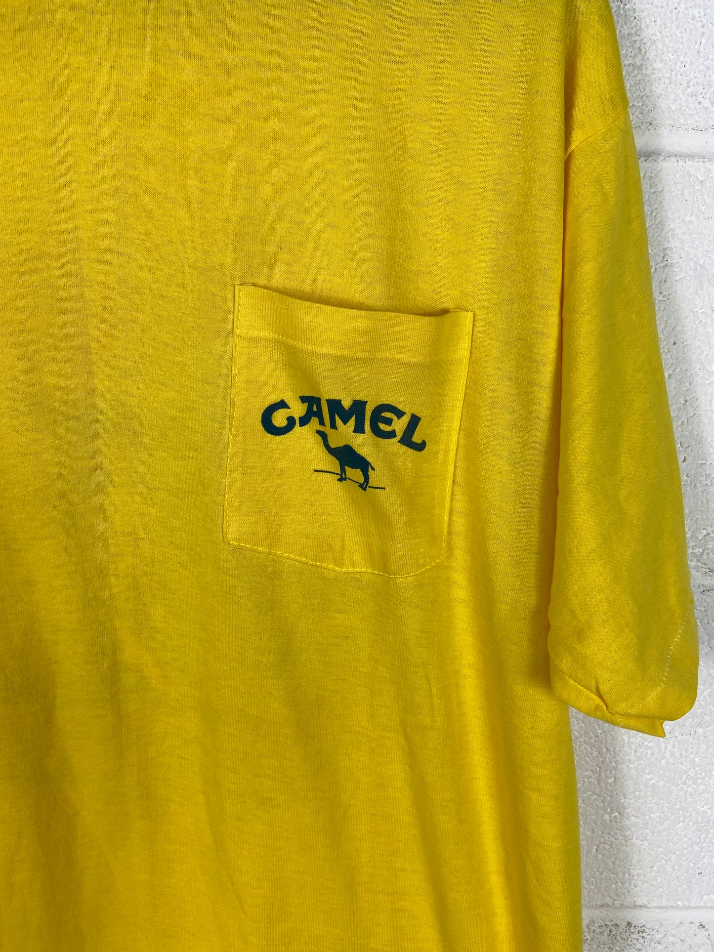 VTG Camel Smooth Characters Graphic Tee Sz L