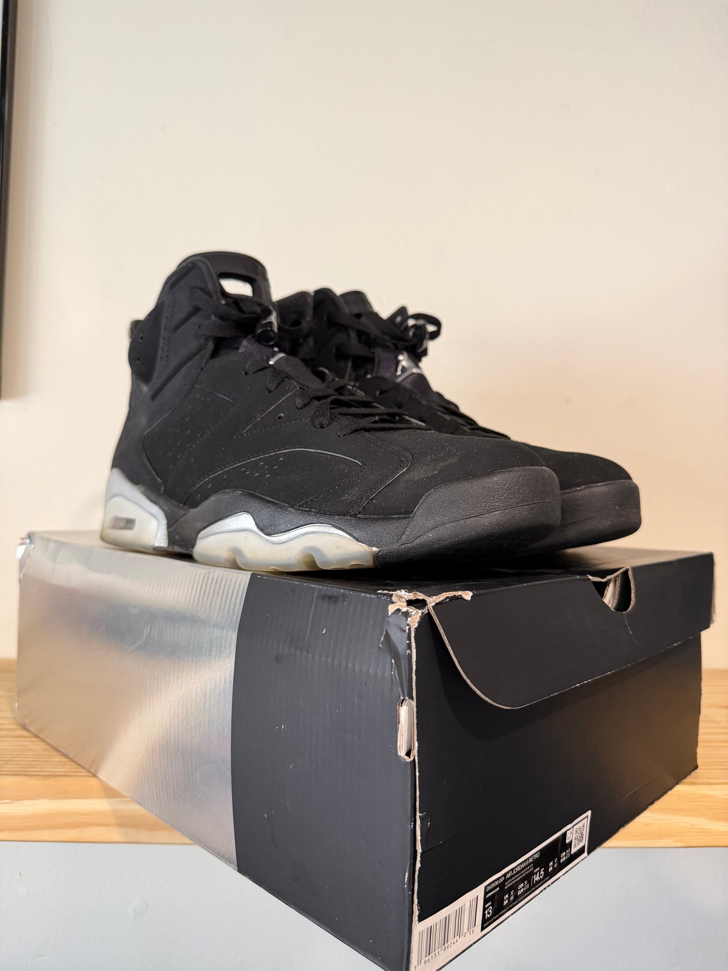 Preowned Jordan 6 Retro Chrome Sz 13M/14.5W