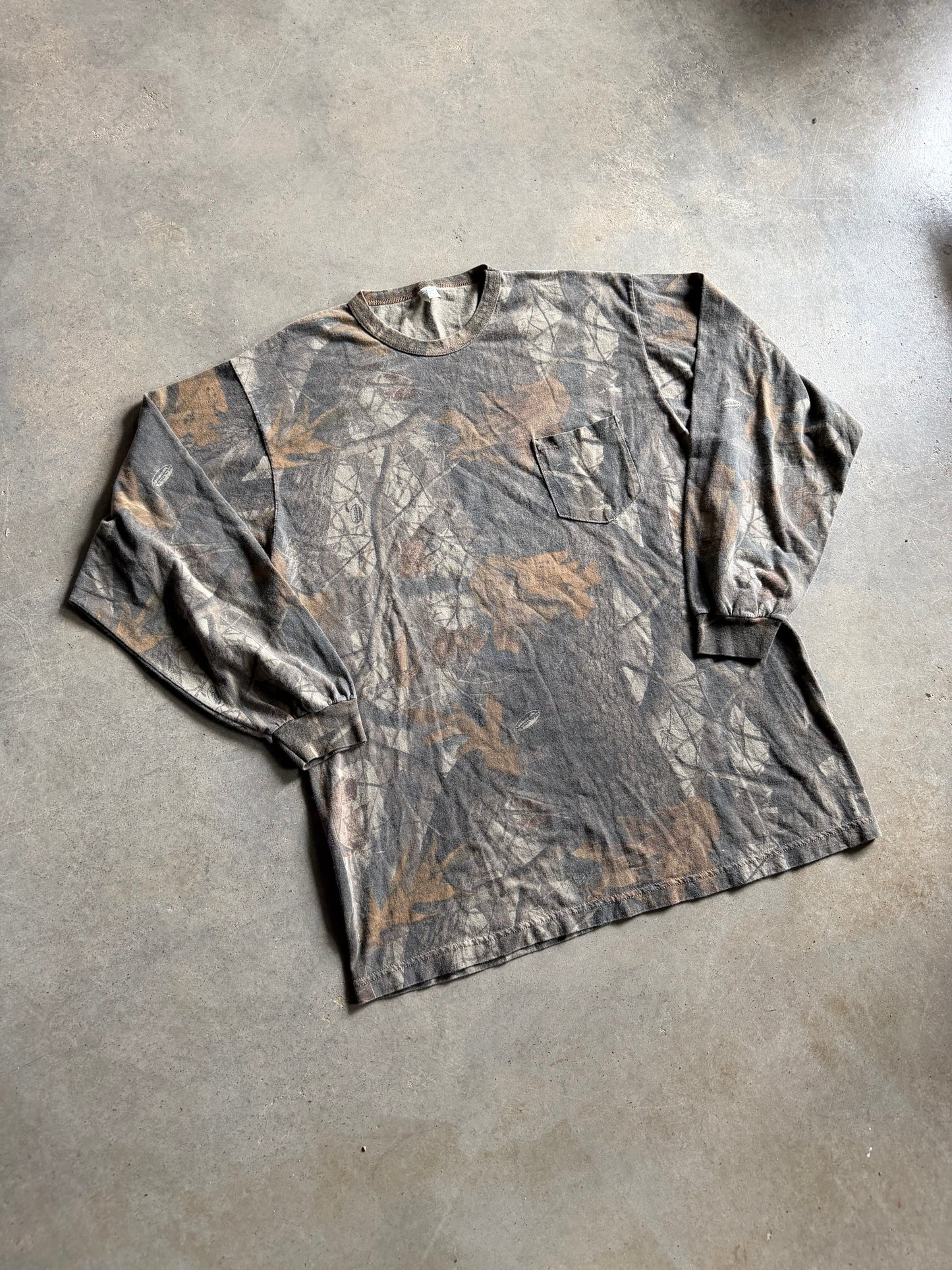 VTG Camo Deer LS Tee Sz L