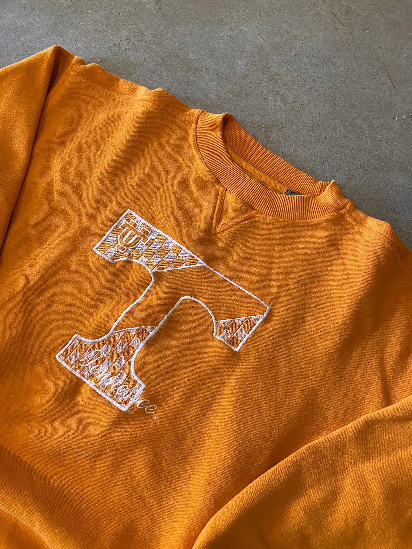 VTG Tennessee Vols Checkered Logo Sweatshirt Sz L