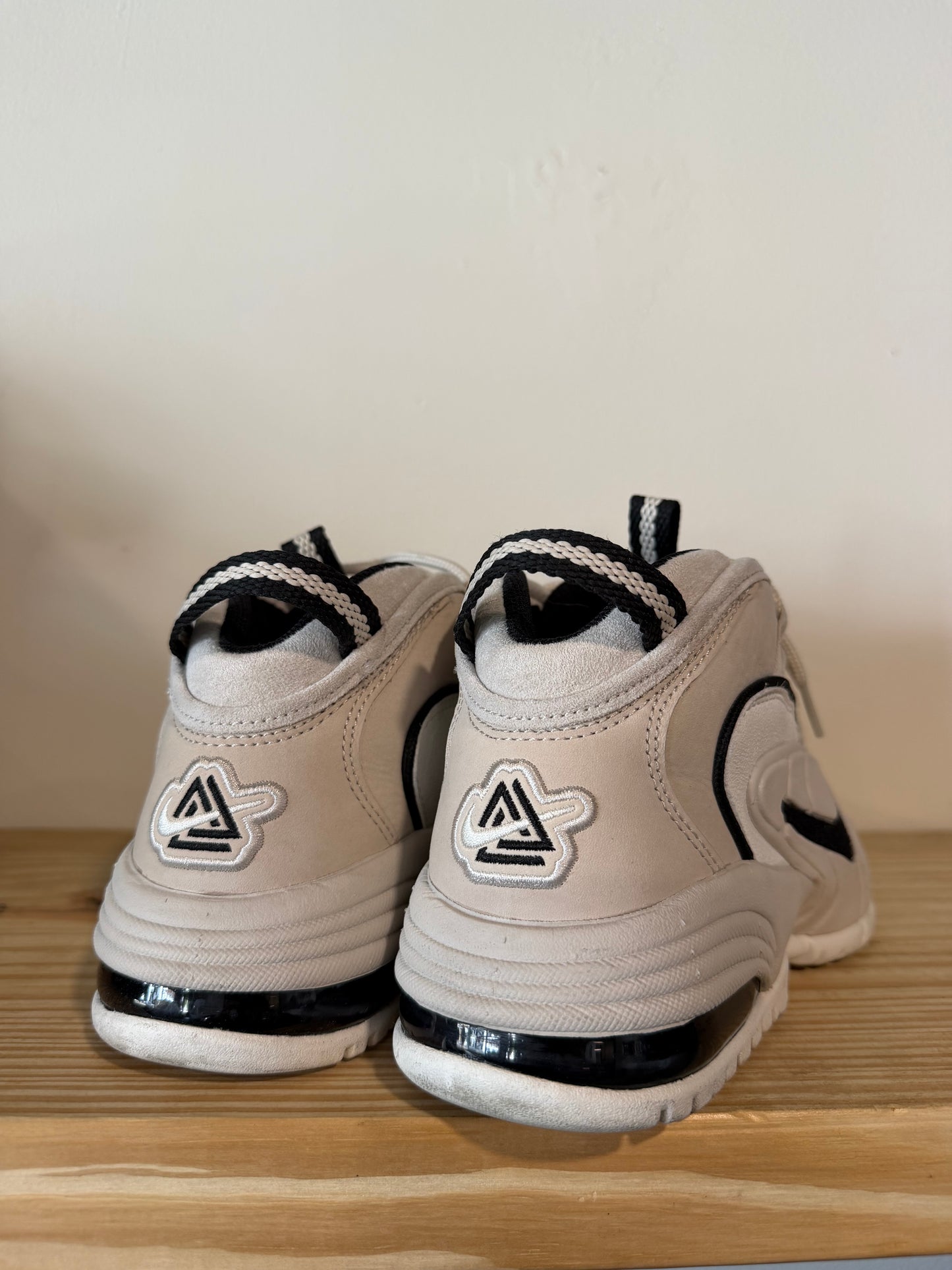 Preowned Nike Air Max Penny 1 Social Status Recess Photon Dust Sz 6.5M/8W