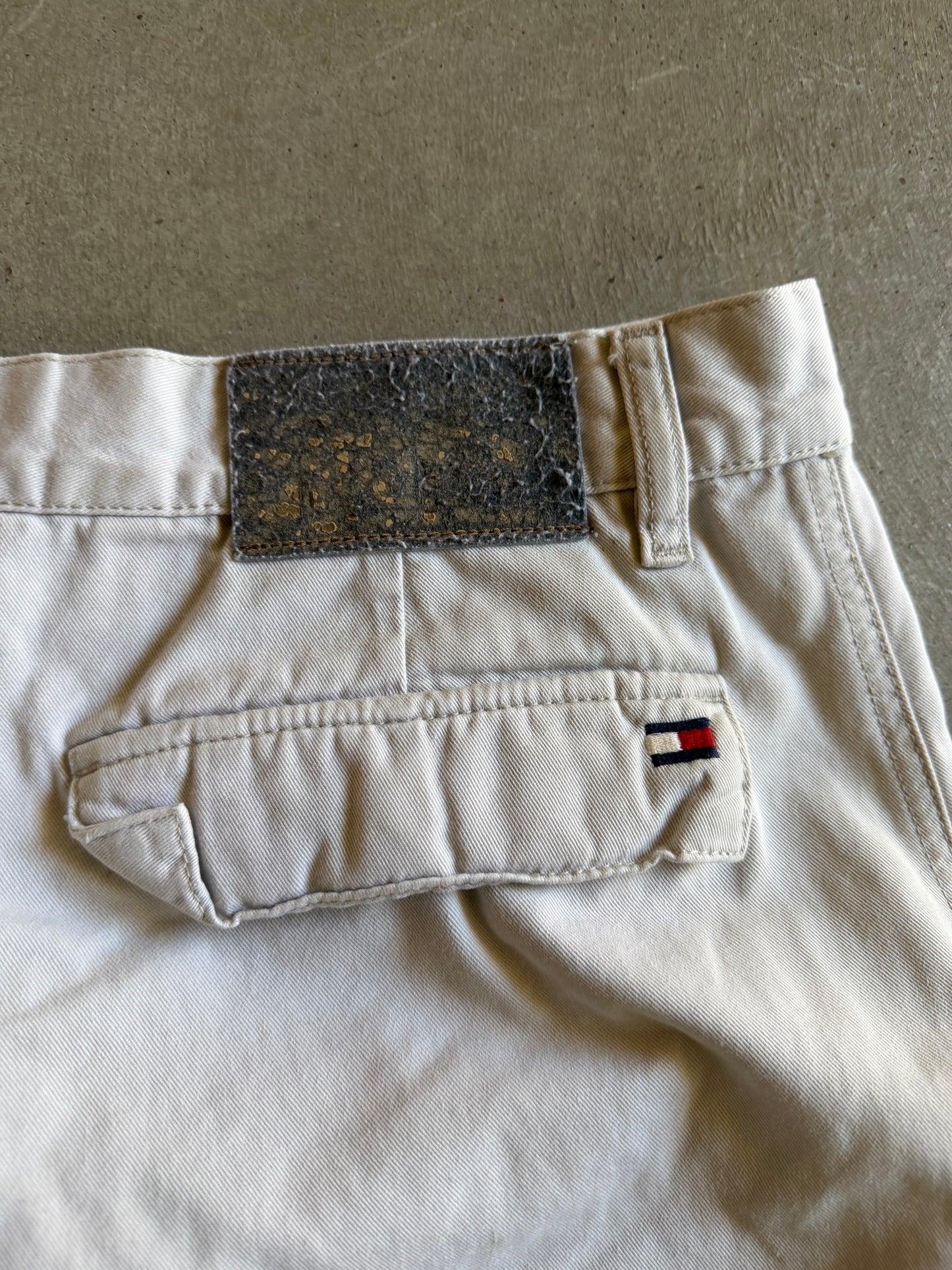 Y2K Tommy Hilfiger Khaki Cargo Baggy Jorts Sz 36