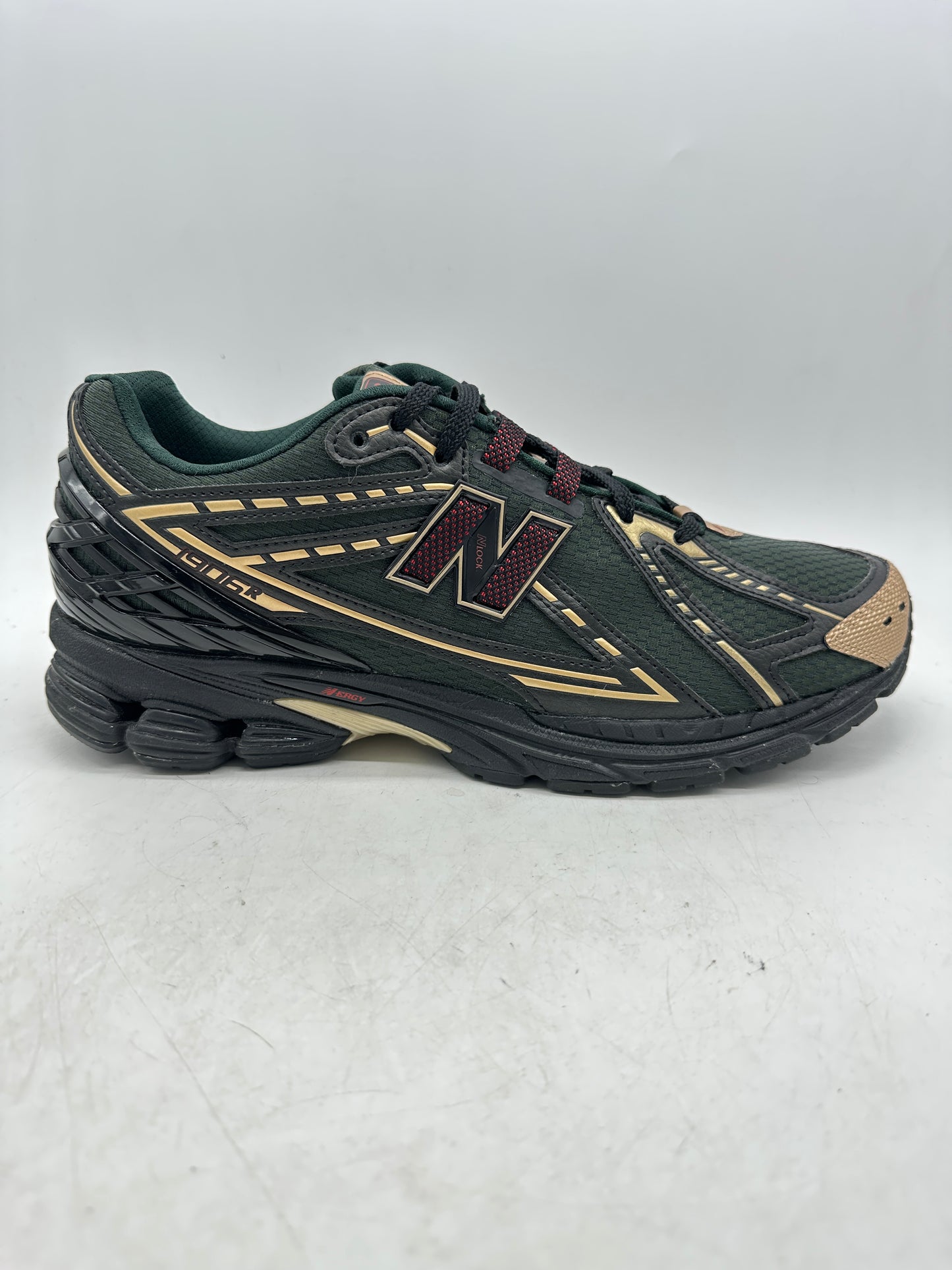 Preowned New Balance 1906R Kith 'Black' Sz 12M/13.5W M1906RKS