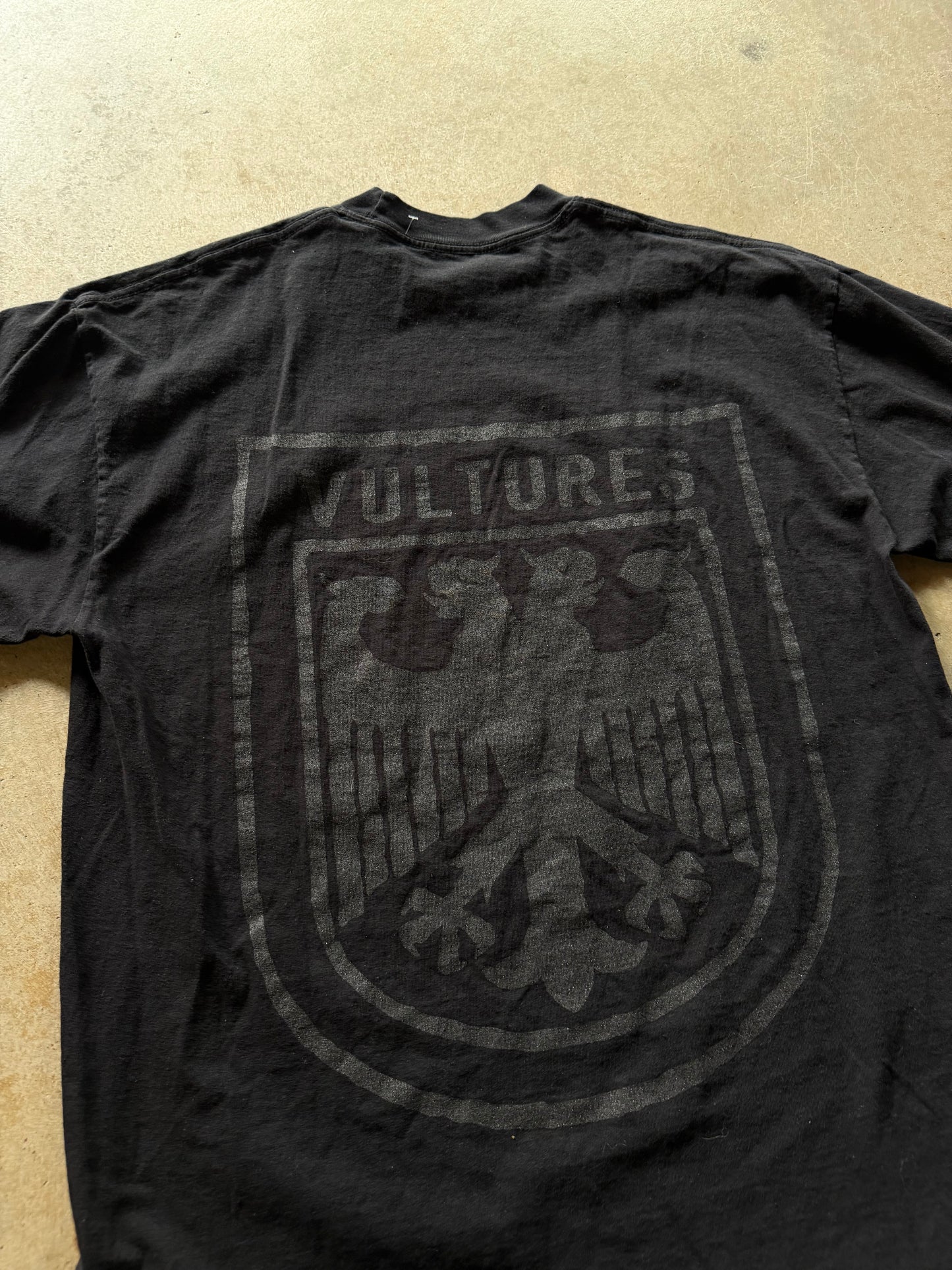 Vultures Crest Black Tee Sz L/XL