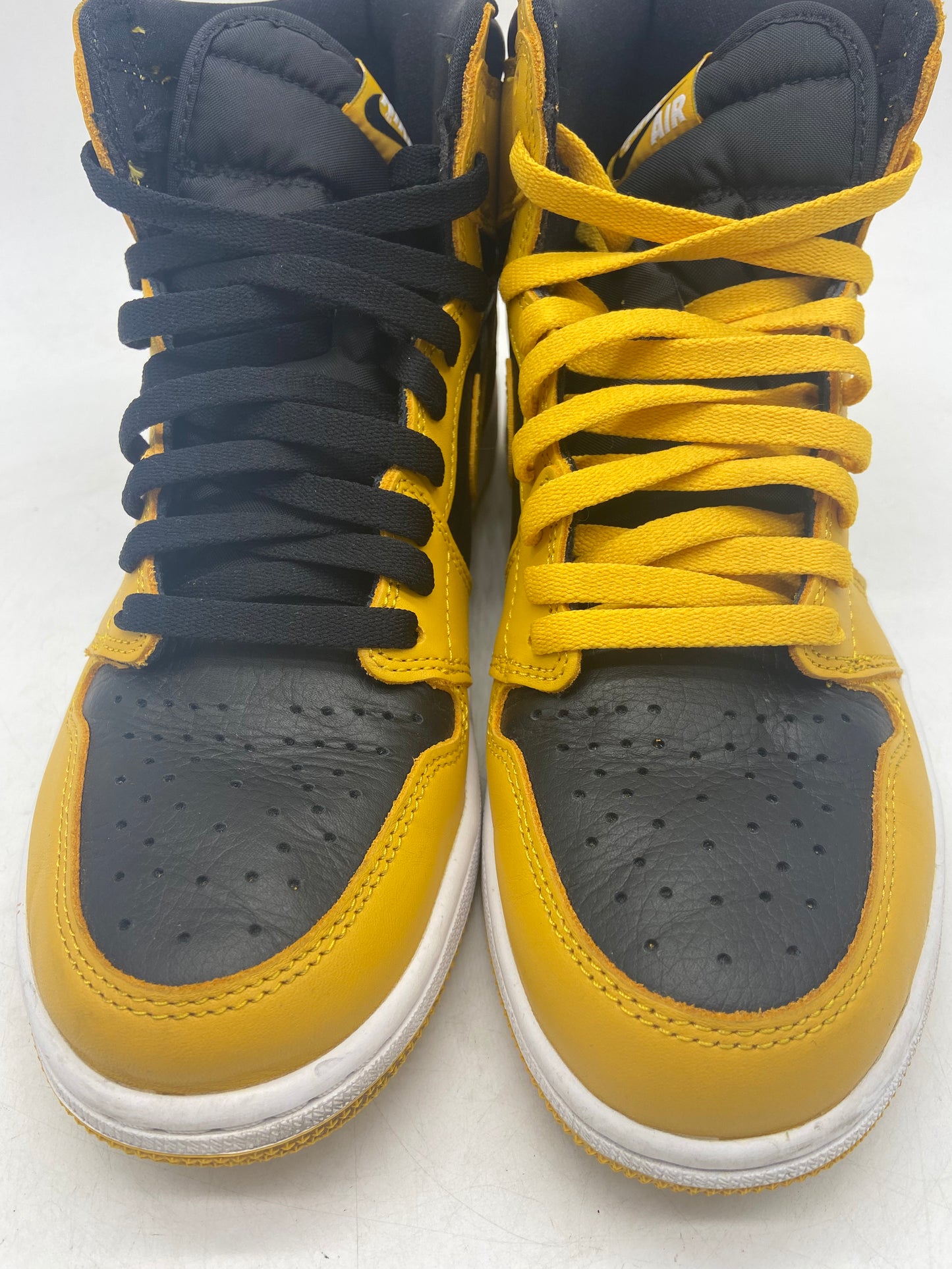 Preowned Air Jordan 1 High Pollen Sz 9M/10.5W 555088-701