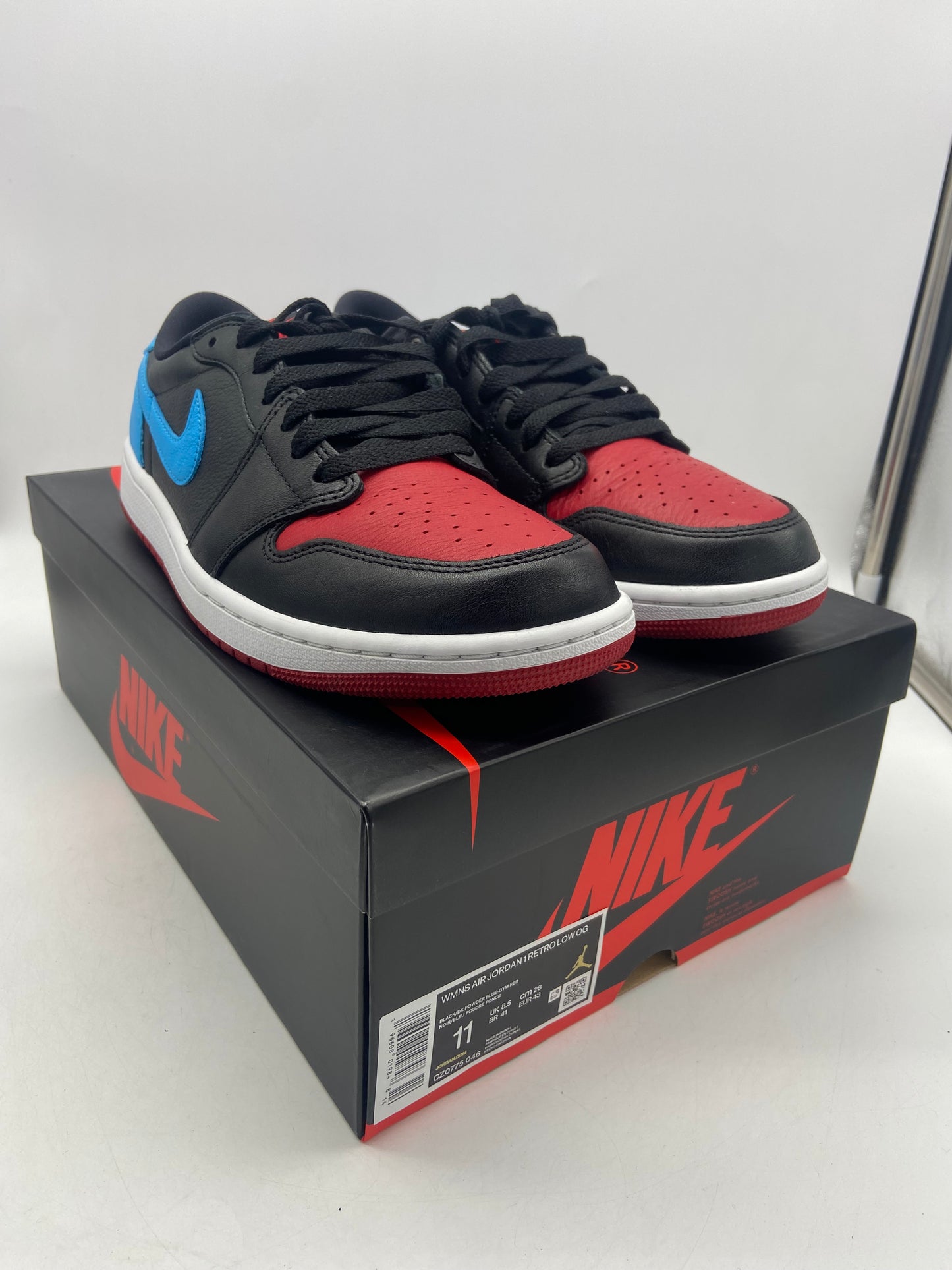 Preowned Jordan 1 Retro Low OG NC to Chi (Women's) 11W/9.5M