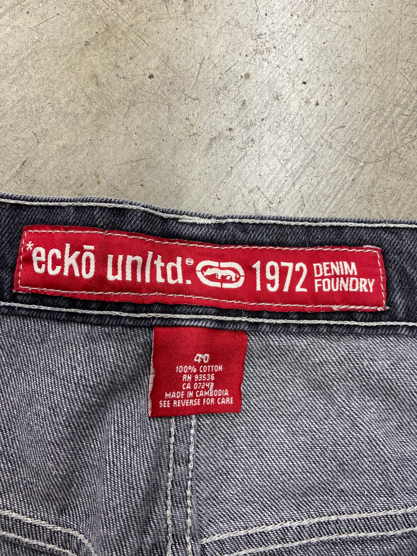 Y2K Ecko Unltd Washed Black Straight Leg Jeans Sz 40x32