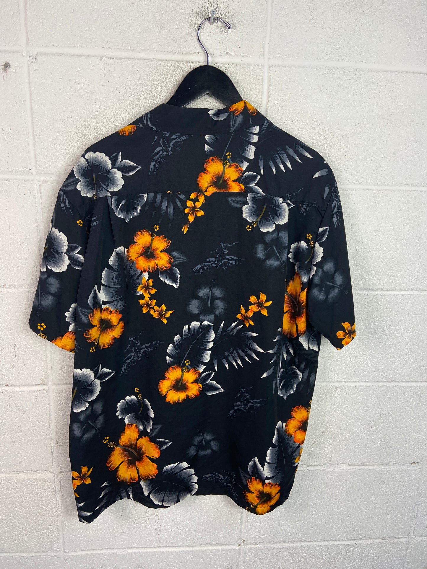 VTG Floral Hawaiian Black/Orange Button Up Shirt Sz XL