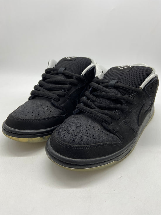 Preowned Nike SB Dunk Low Atlas 35MM Black Pair # 87/1100 Sz 9M/10.5W 504750-066