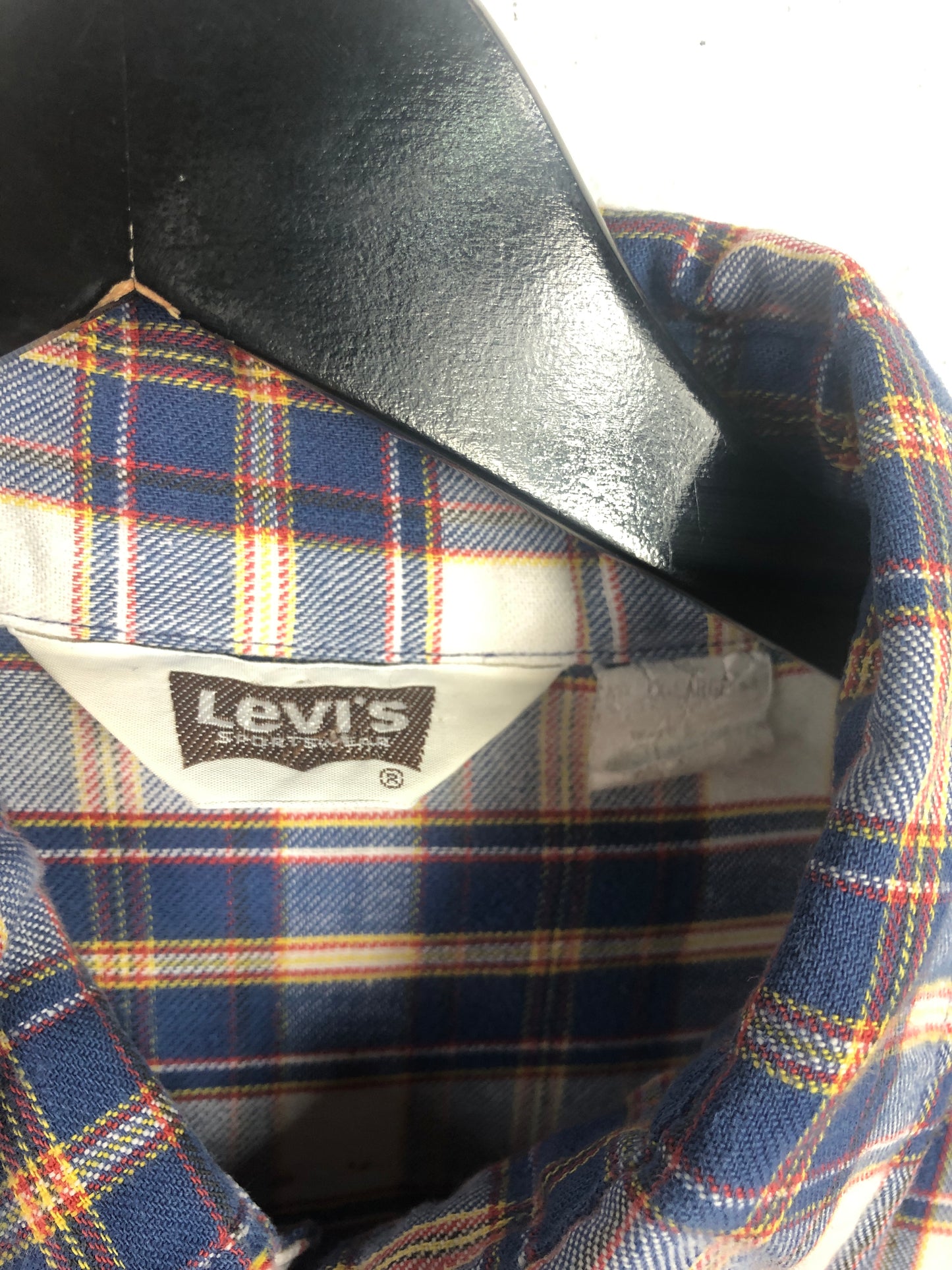 VTG Levi’s Blue/Yellow Button Up Shirt Sz L/XL