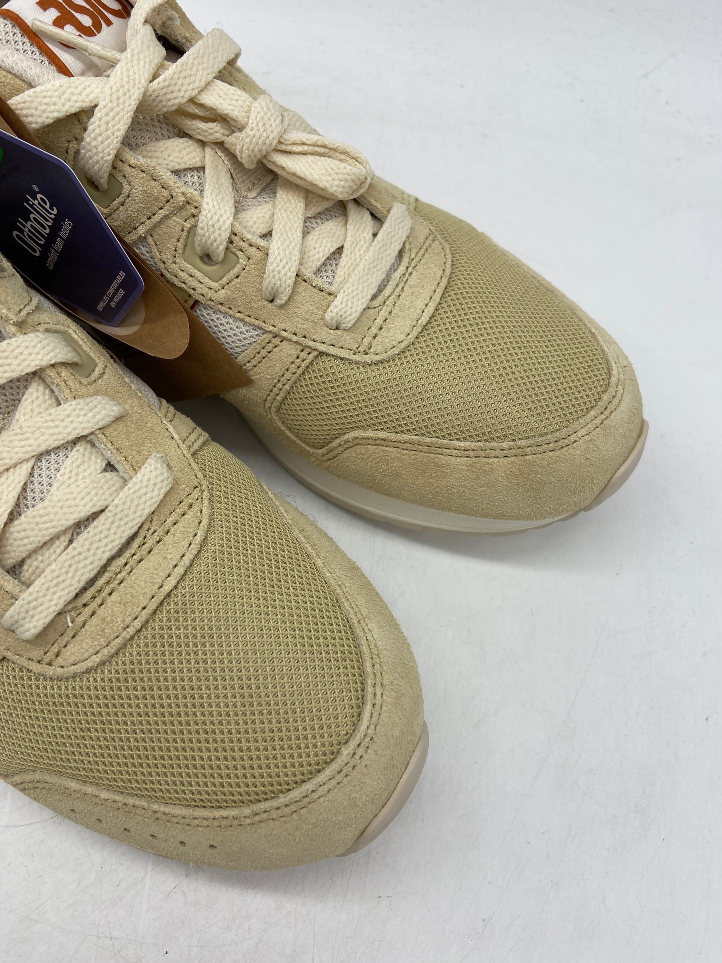 Preowned Asics Gel Lyte Classis "Sand/Sand" Sz 8.5M/10W
