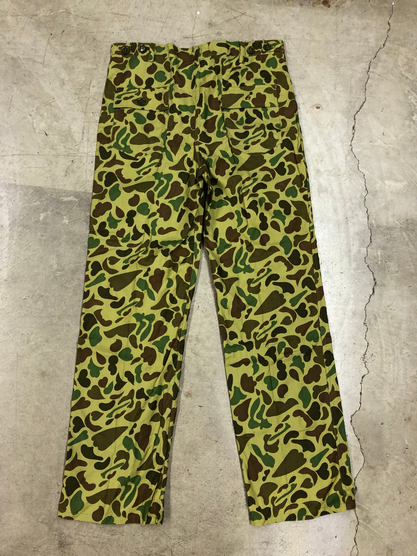 VTG Duck Camo Pants Sz 40x26 & 38x33