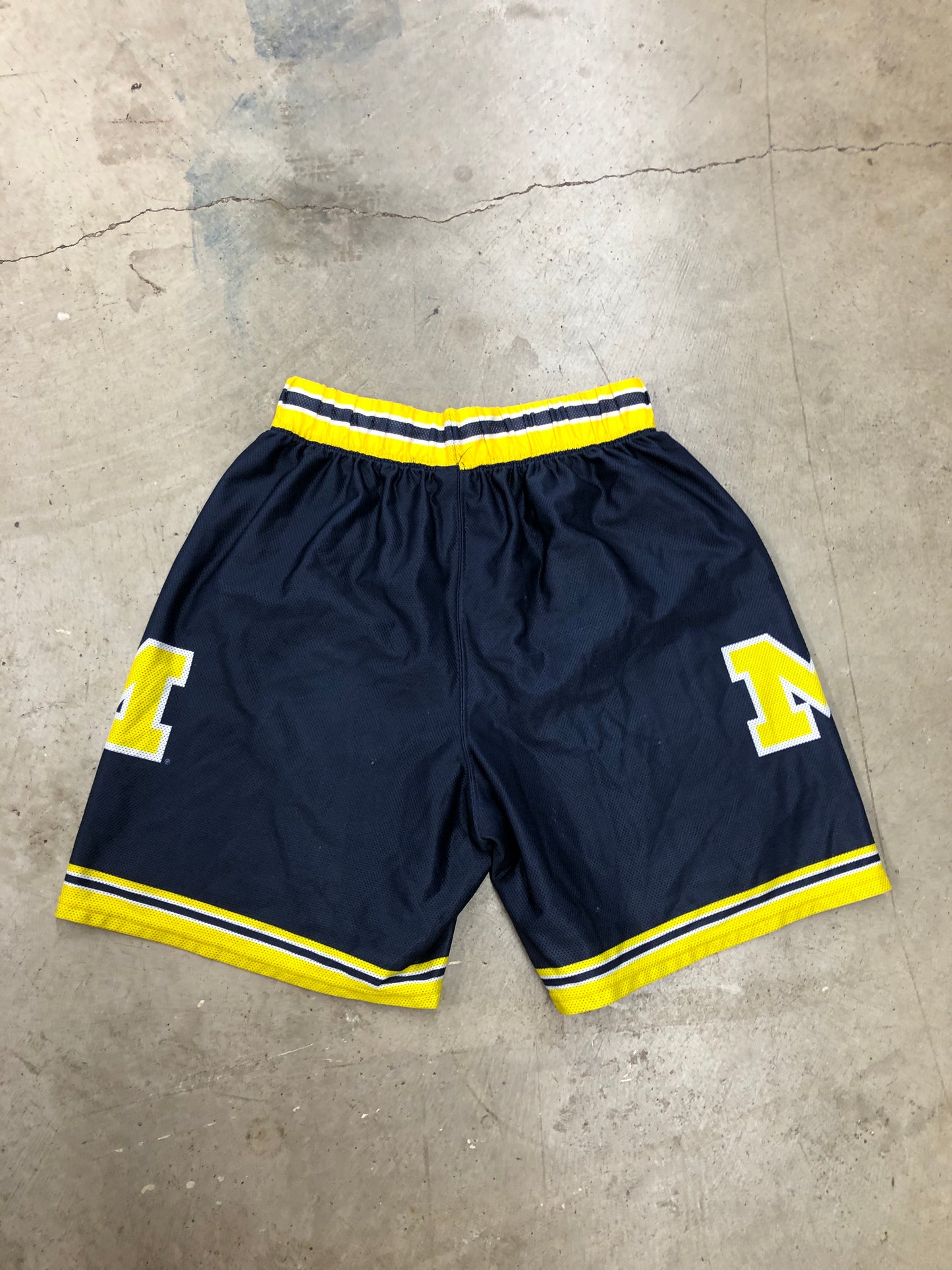 VTG Michigan Wolverines Nike Shorts Sz M