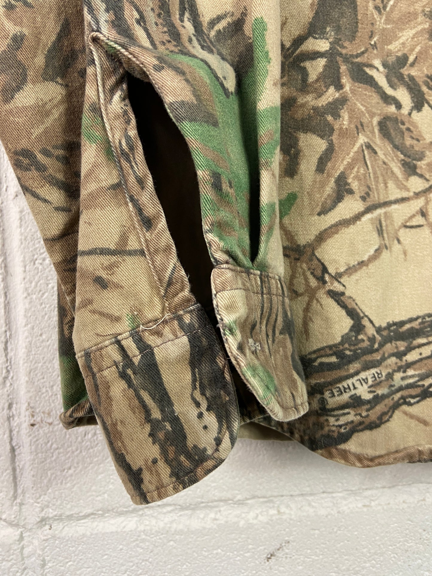 VTG Camo Realtree Walls Button Up L/S Work Shirt Sz L/XL